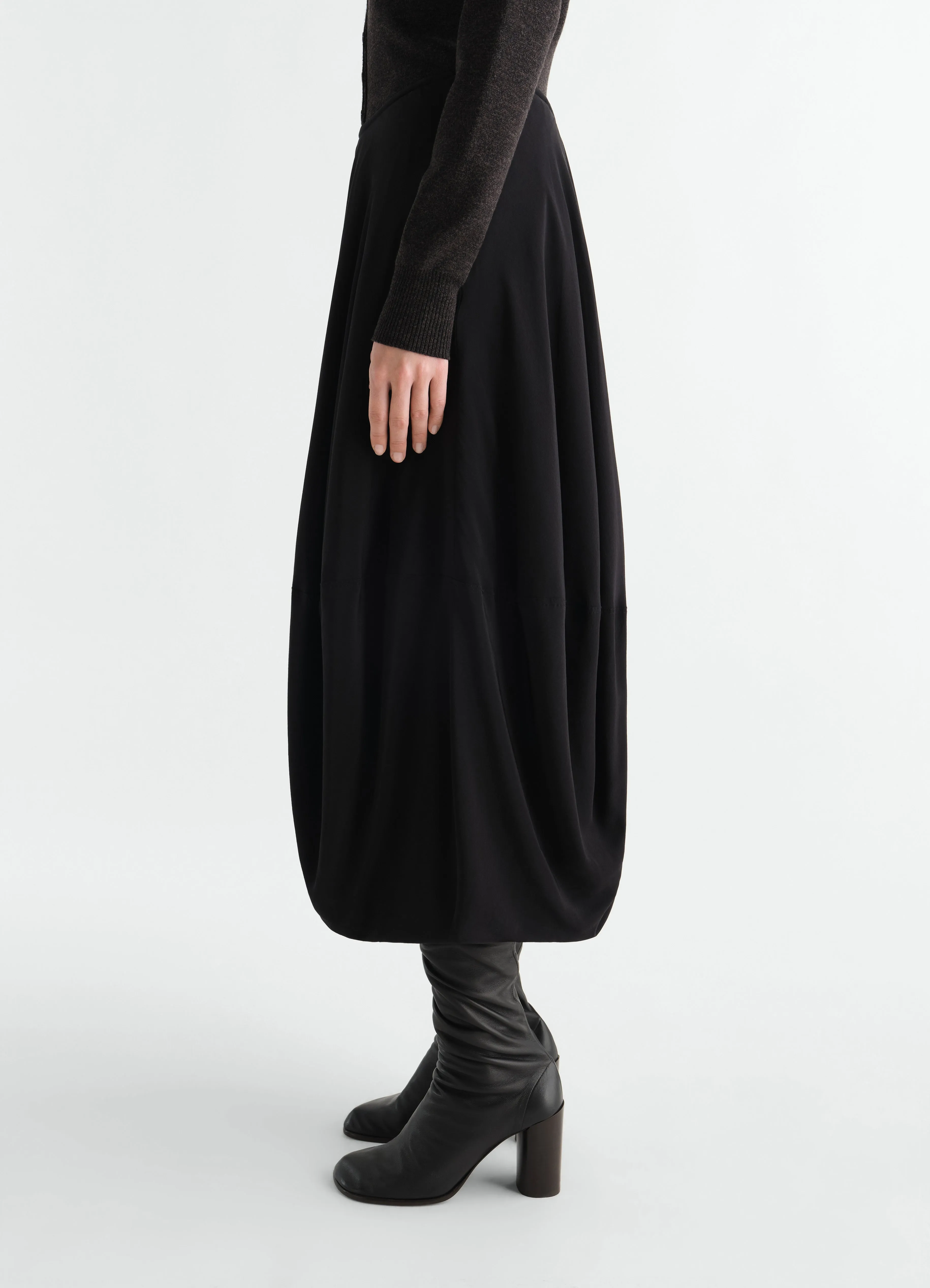 BALLOON SKIRT IN SILK CREPE DE CHINE sold by Lemaire product image thumbnail 3