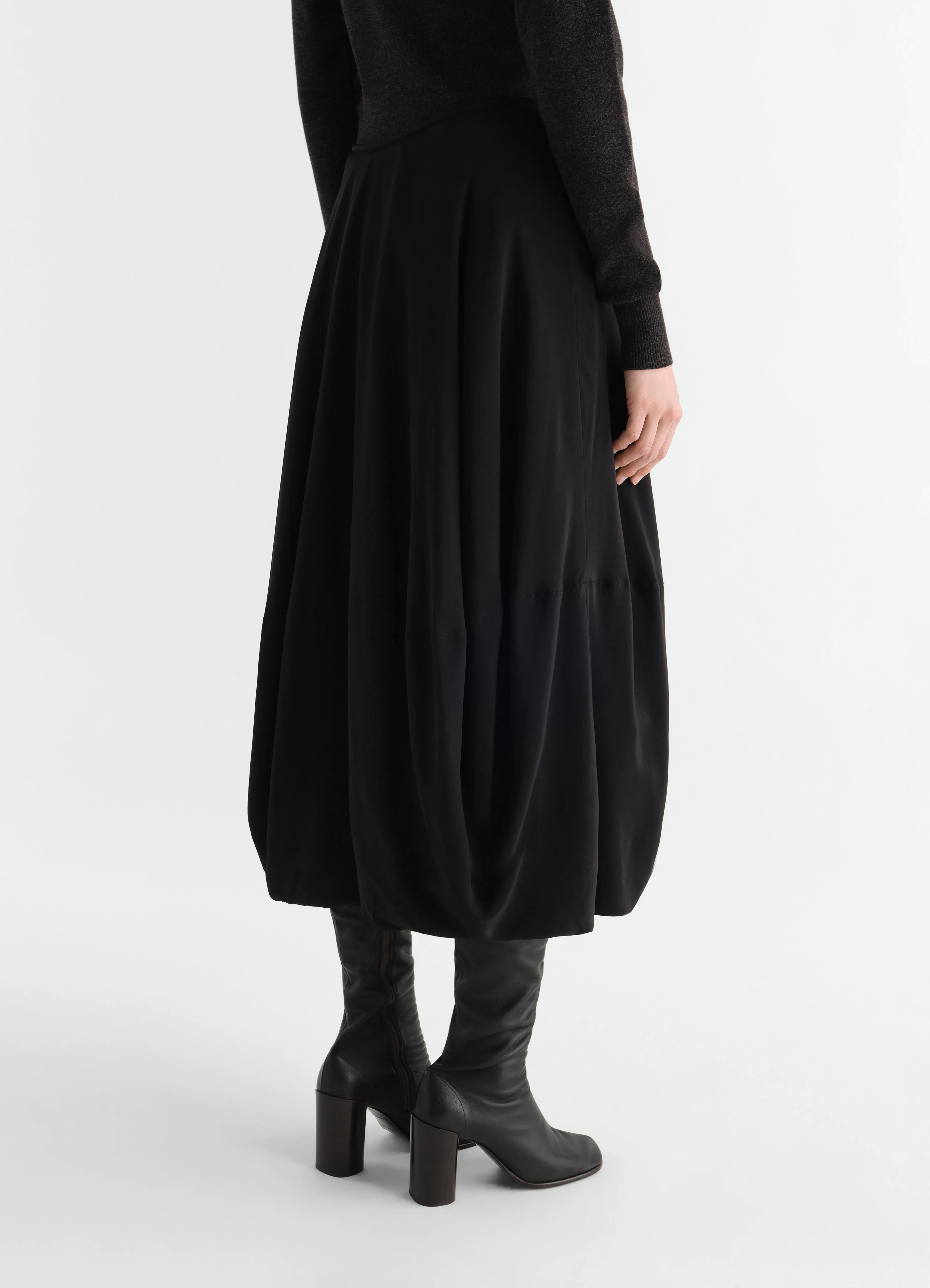 BALLOON SKIRT IN SILK CREPE DE CHINE sold by Lemaire product image thumbnail 4