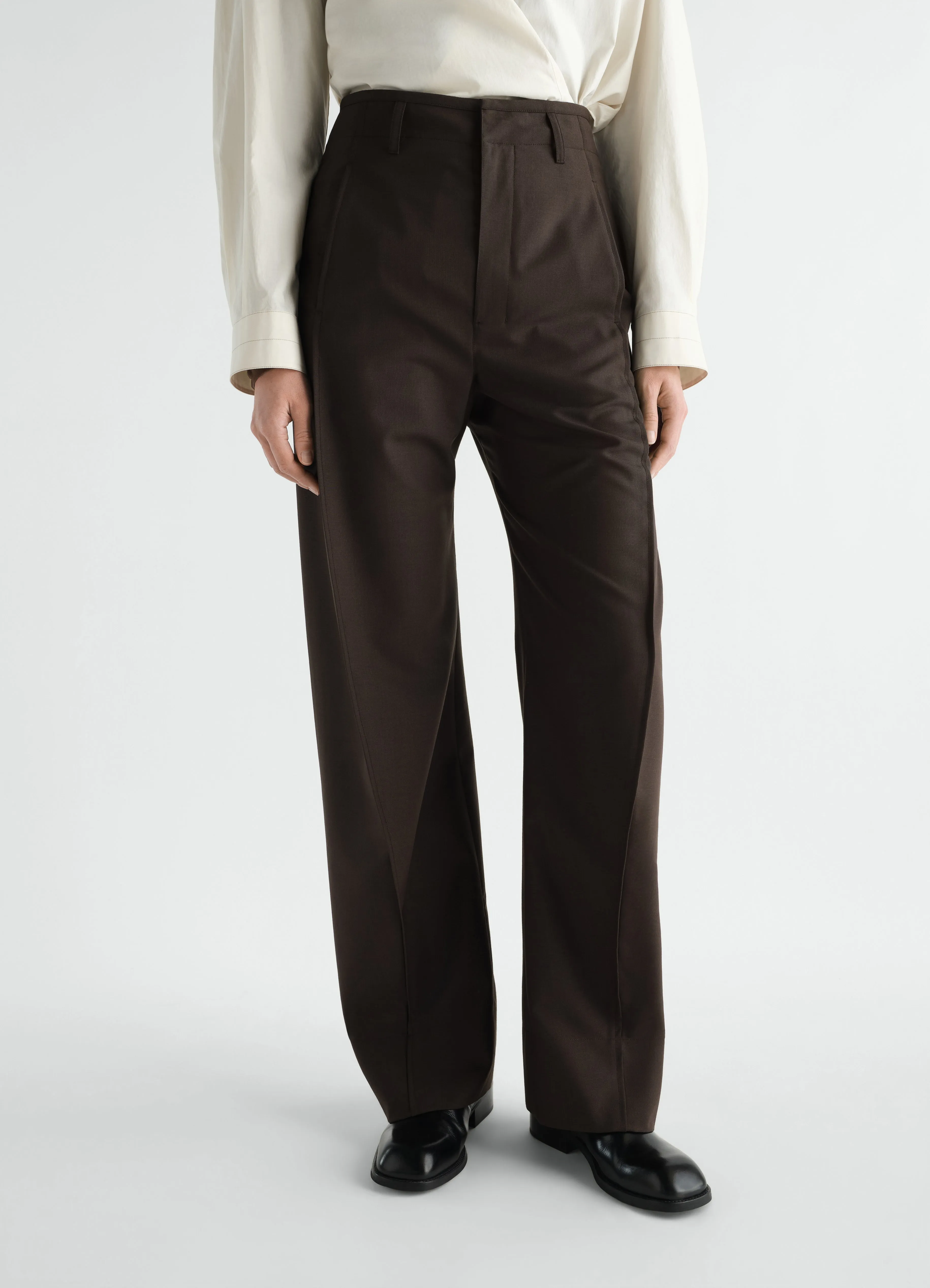 BAGGY PANTS IN TROPICAL WOOL BLEND sold by Lemaire product image thumbnail 2