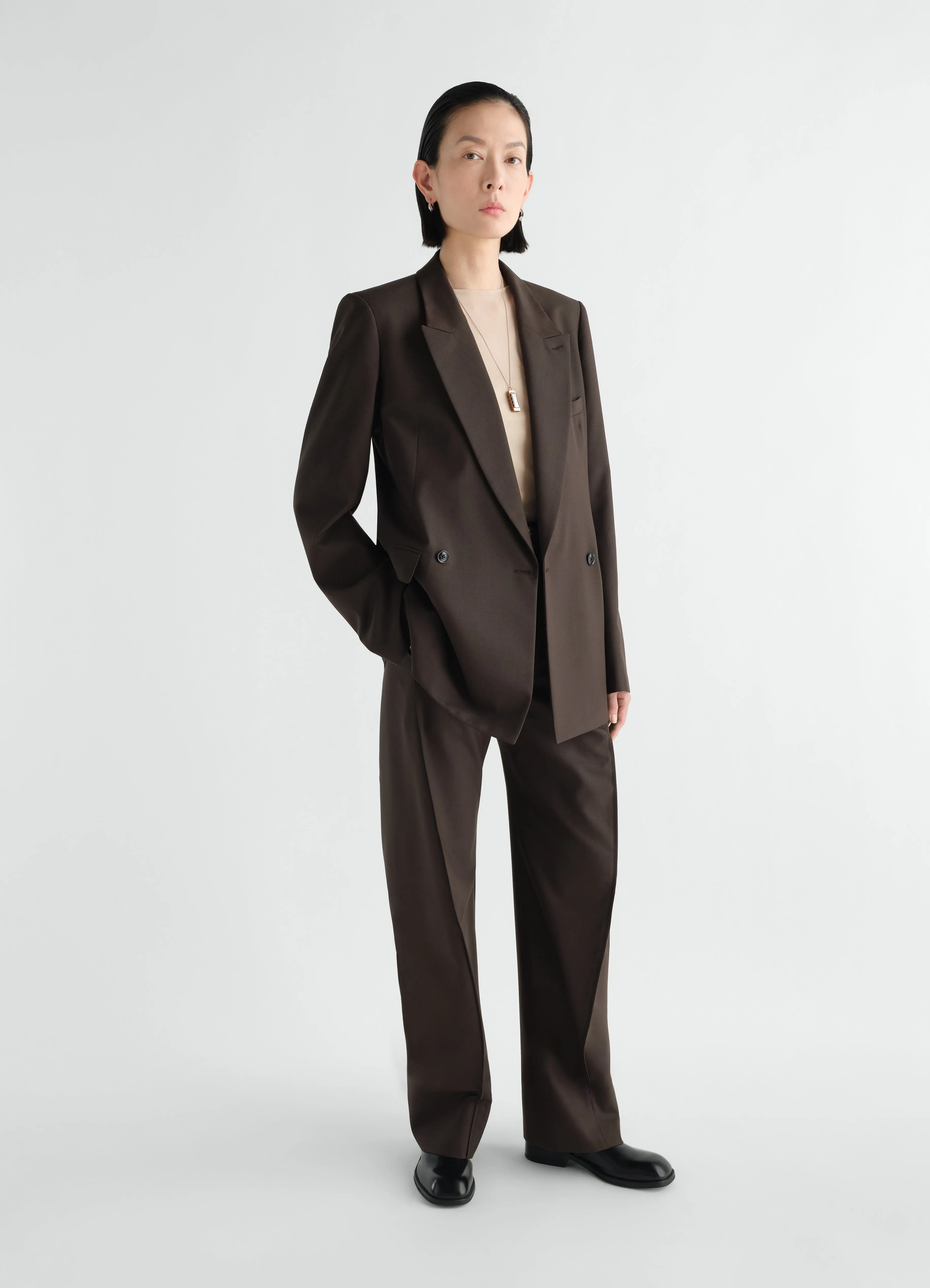 DOUBLE-BREASTED TAILORED JACKET IN TROPICAL WOOL BLEND sold by Lemaire product image thumbnail 2