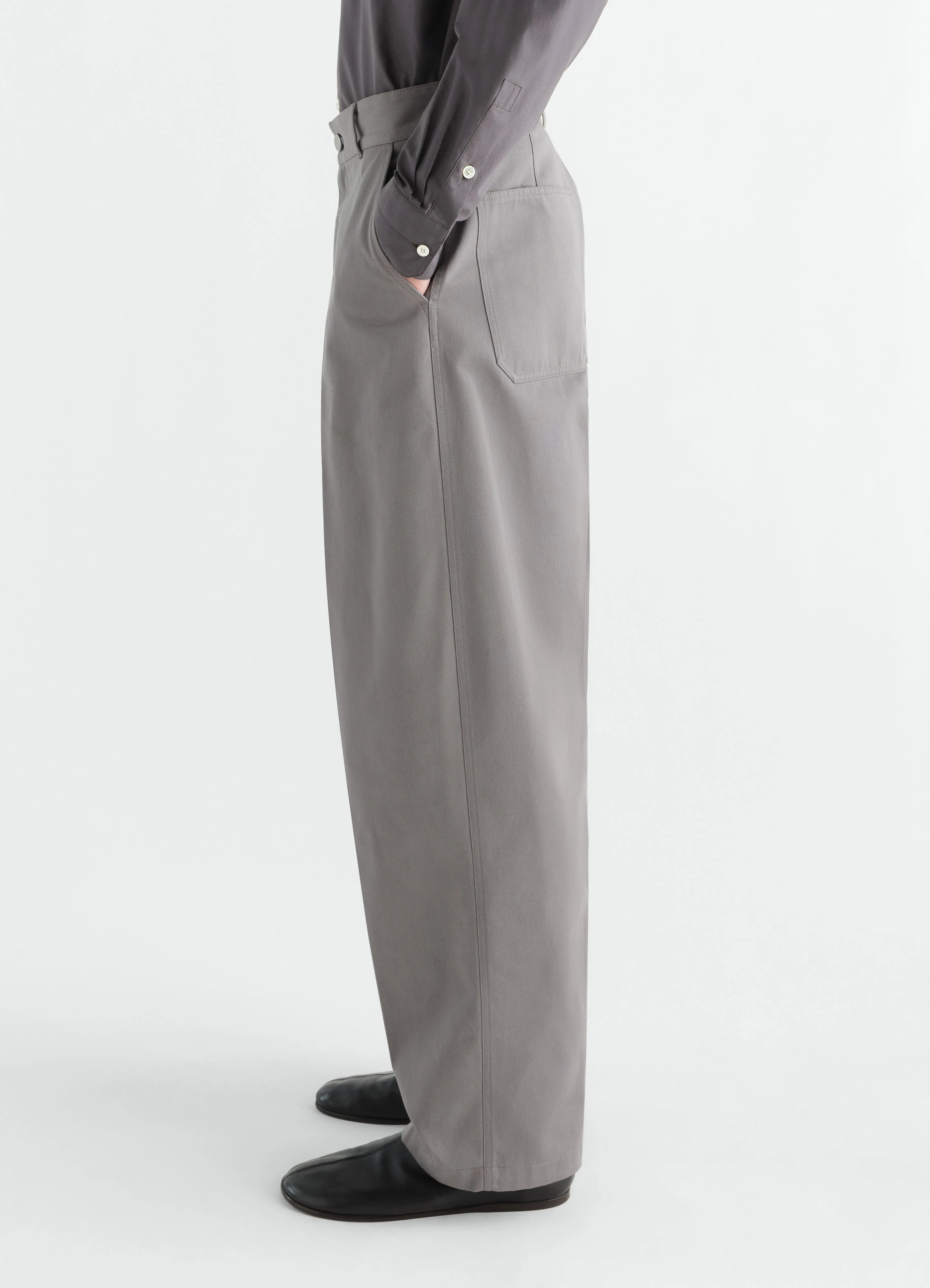 BARREL PANTS IN POLYCOTTON TWILL sold by Lemaire product image thumbnail 3