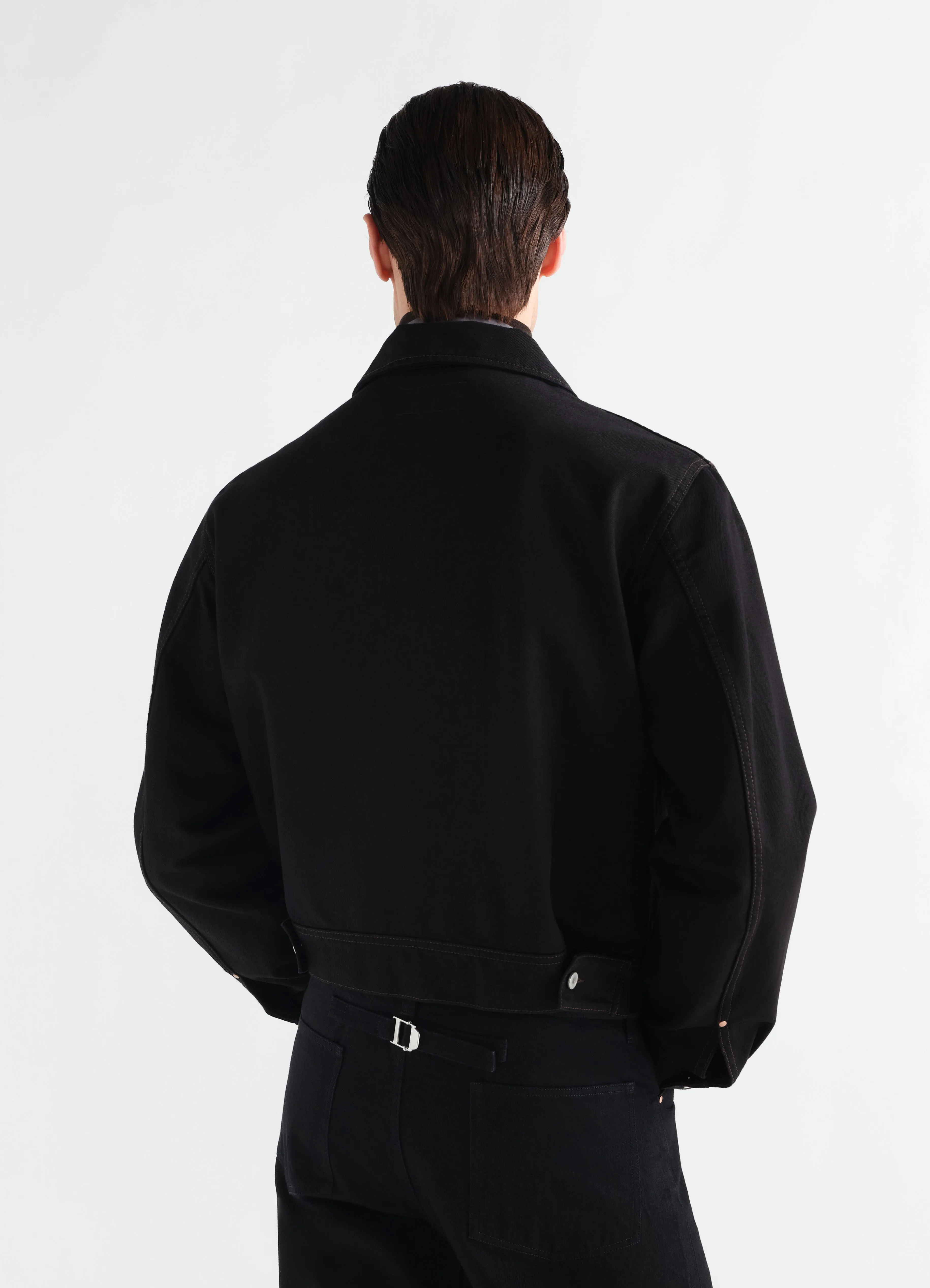 TRUCKER JACKET IN HEAVY BLACK DENIM sold by Lemaire product image thumbnail 4