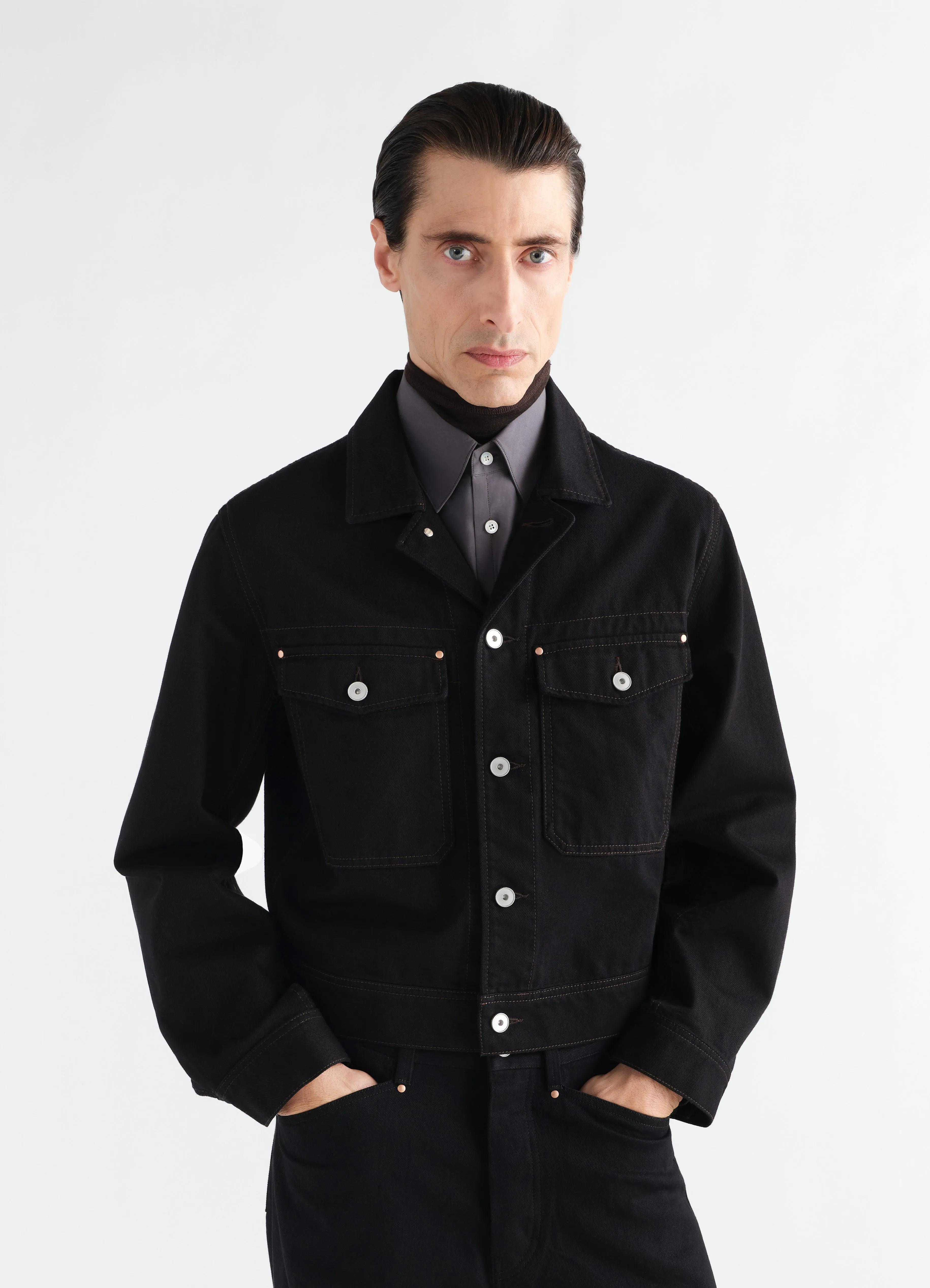 TRUCKER JACKET IN HEAVY BLACK DENIM sold by Lemaire
