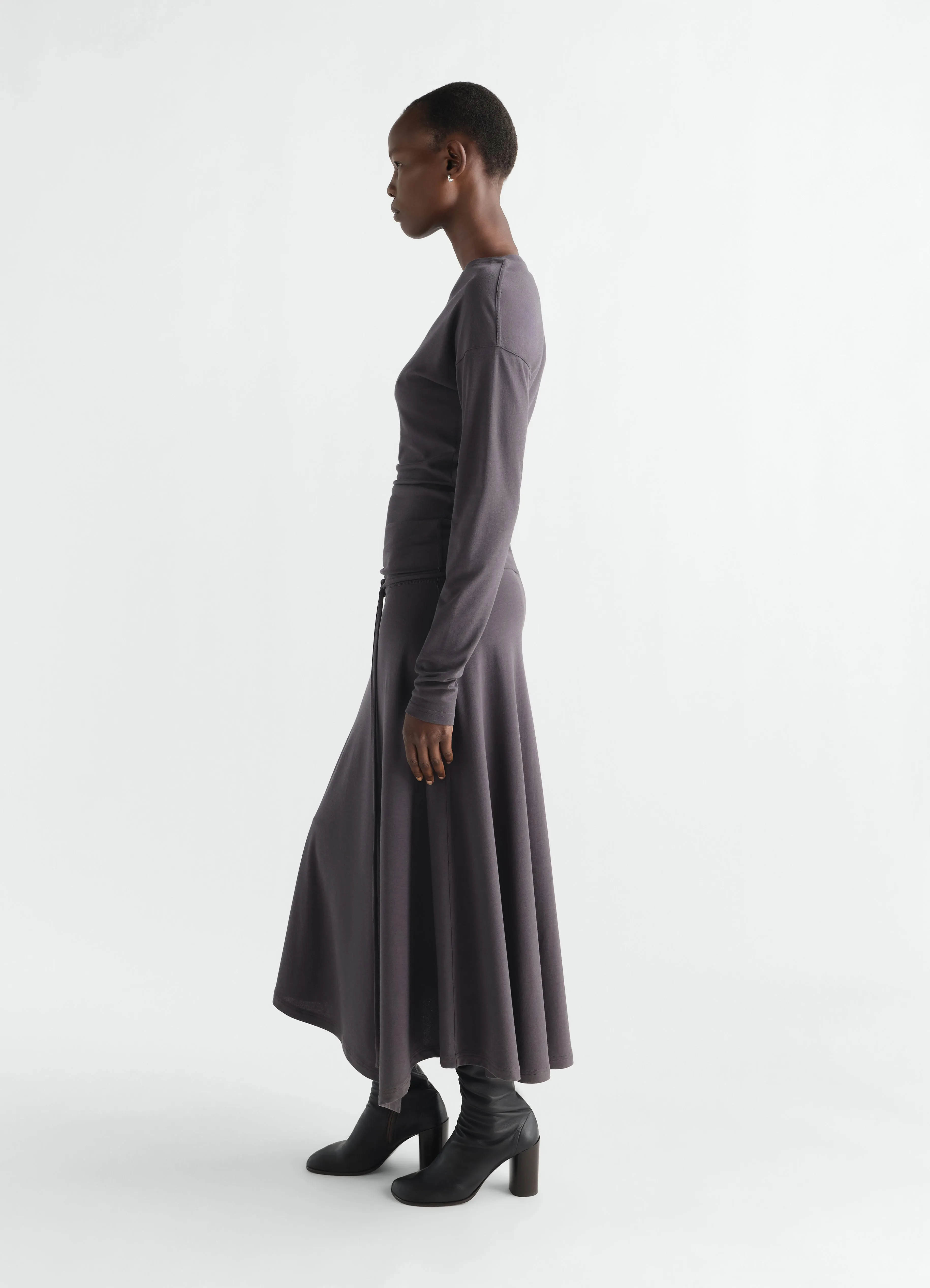 LONG SLEEVE FLUID DRESS IN SILKY CREPE JERSEY sold by Lemaire product image thumbnail 4