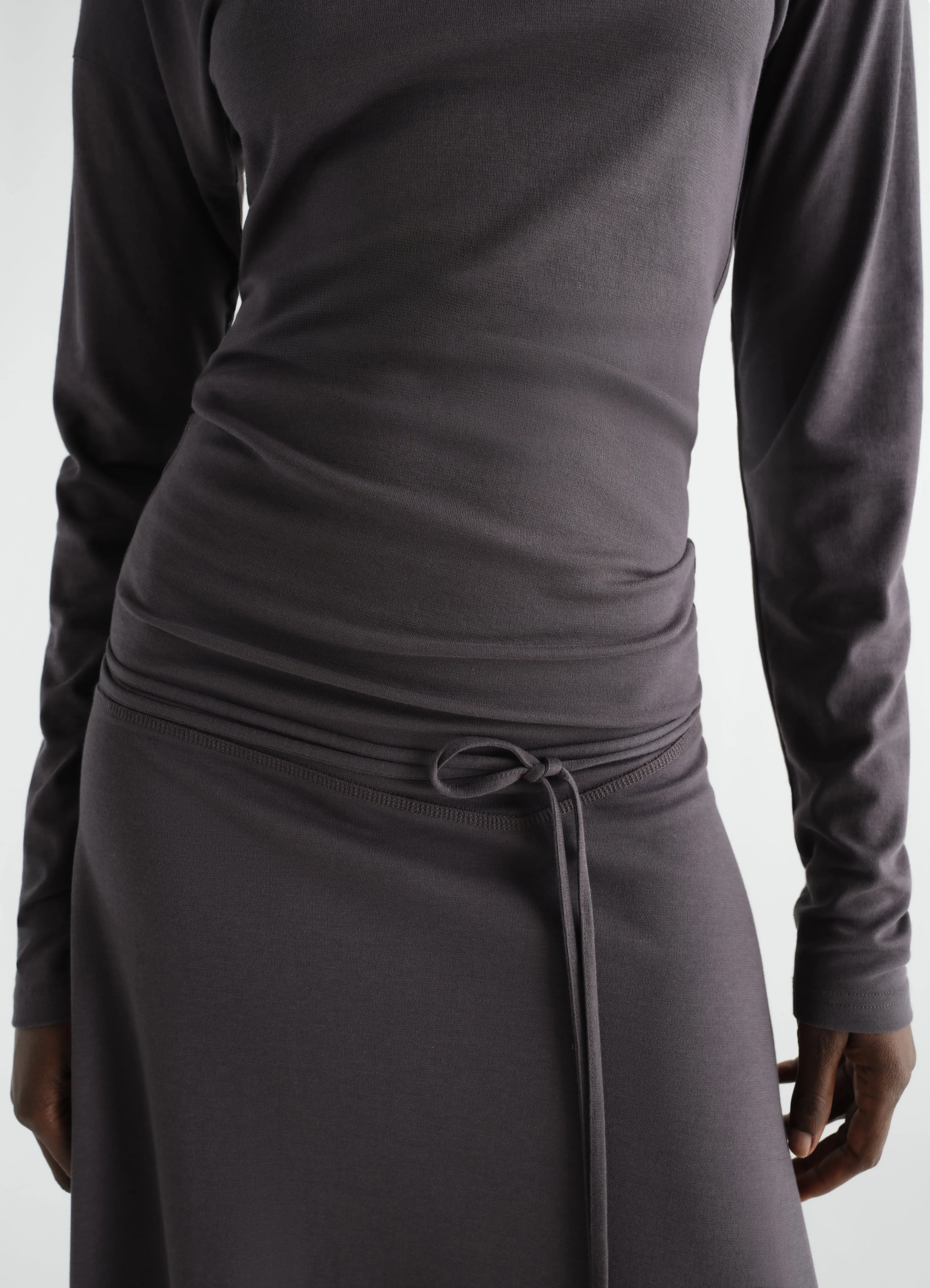 LONG SLEEVE FLUID DRESS IN SILKY CREPE JERSEY sold by Lemaire product image thumbnail 3