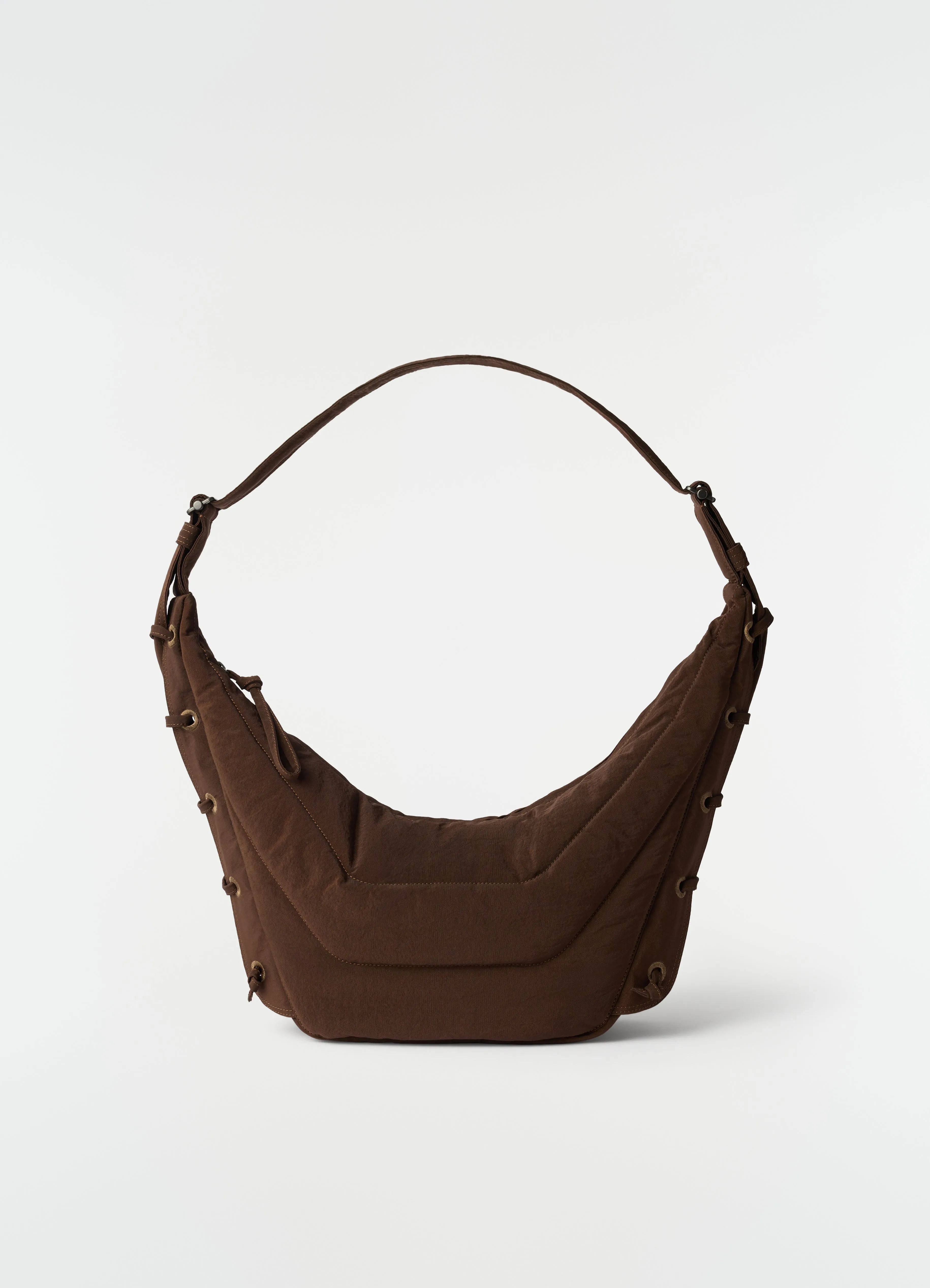 MEDIUM SOFT GAME BAG IN WATER REPELLENT NYLON CANVAS sold by Lemaire