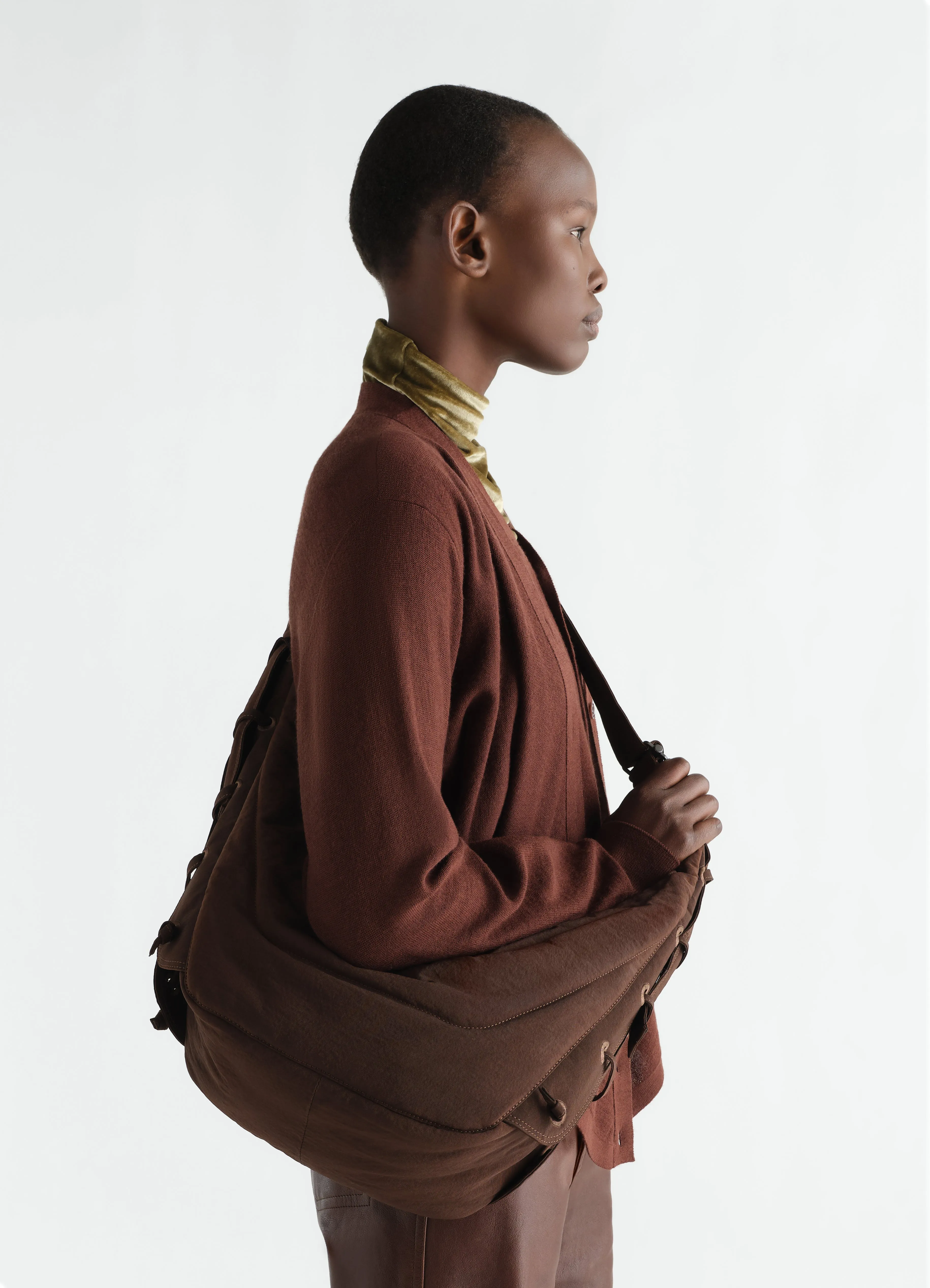 MEDIUM SOFT GAME BAG IN WATER REPELLENT NYLON CANVAS sold by Lemaire product image thumbnail 2