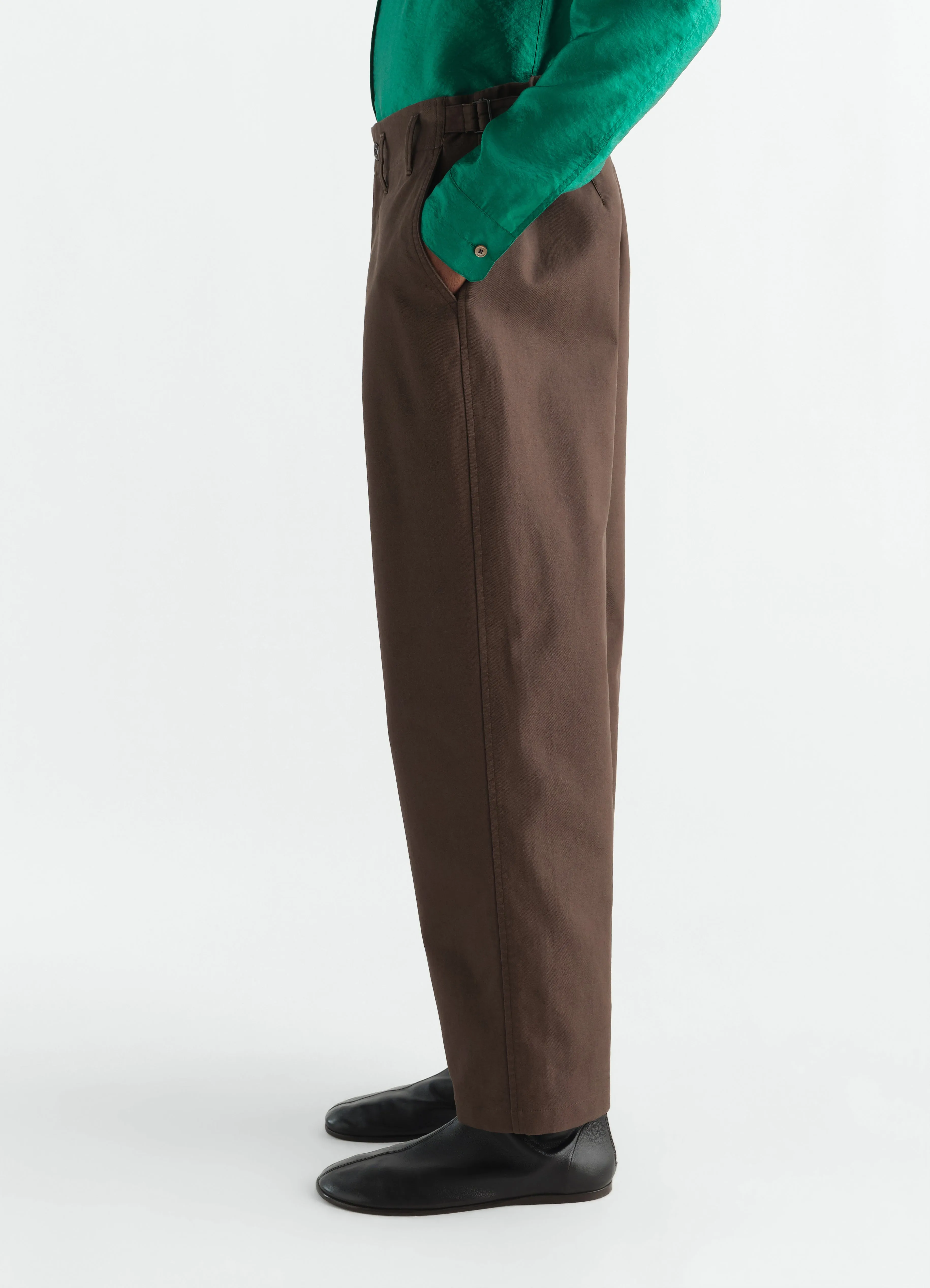TAPERED PANTS IN HEAVY COTTON TWILL sold by Lemaire product image thumbnail 3