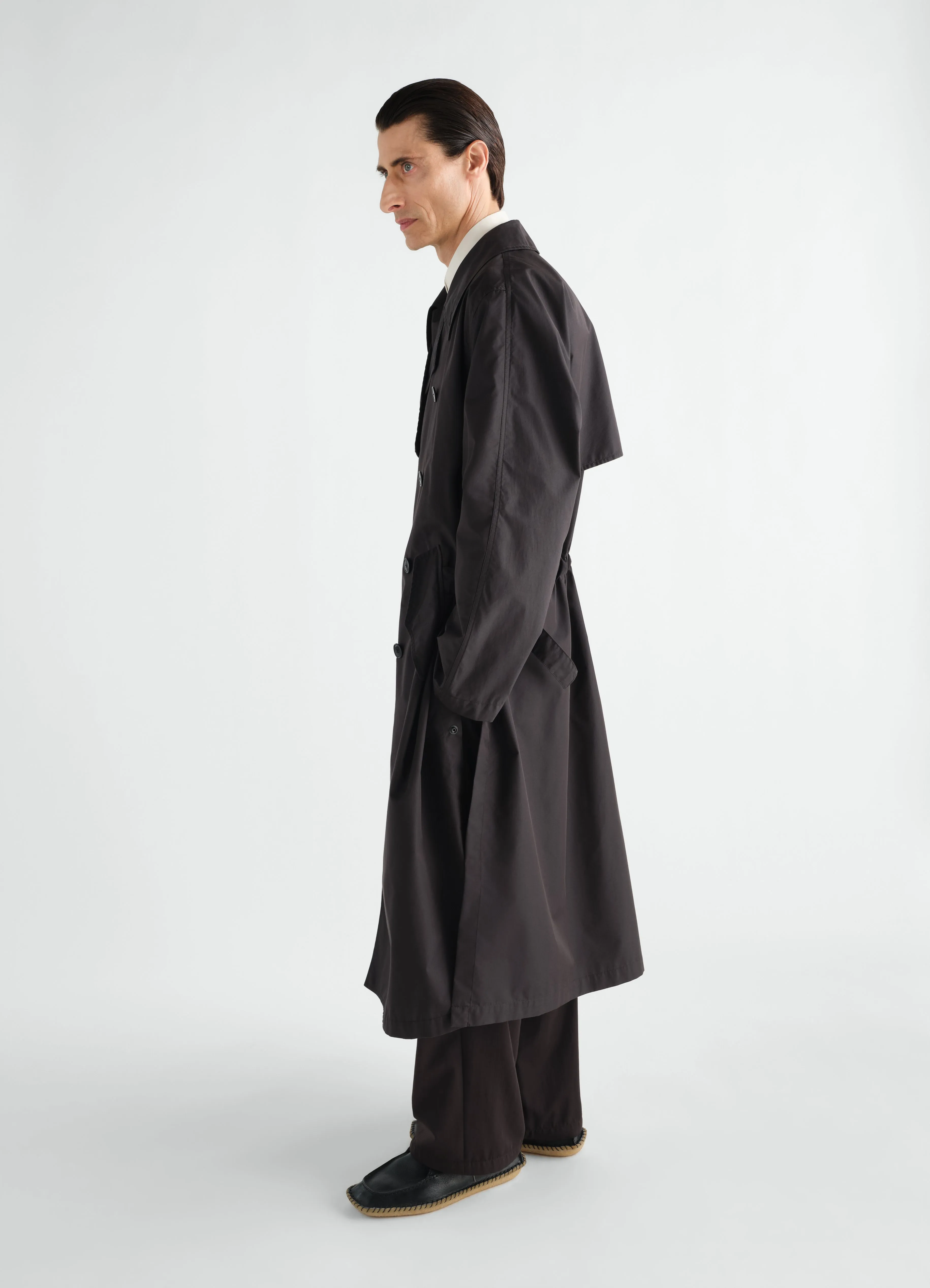 LIGHT TRENCH COAT IN WATER REPELLENT COTTON GABARDINE sold by Lemaire product image thumbnail 3