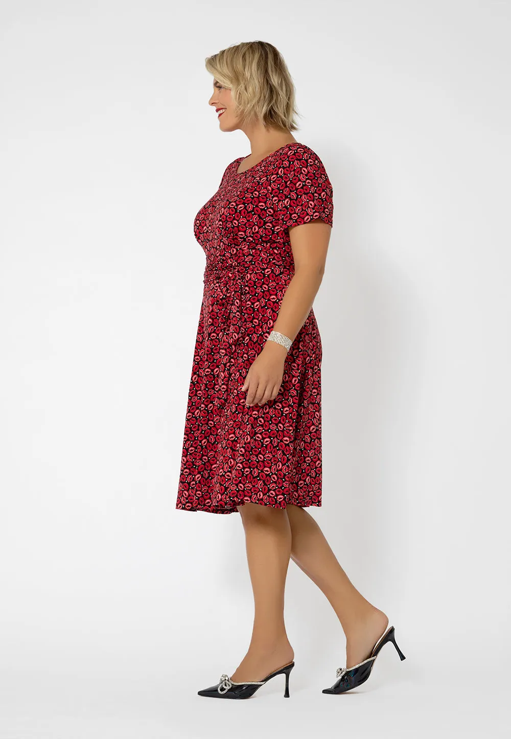 Leota Women's Short Sleeve Brittany Jersey Dress (Curve) Red sold by Leota product image thumbnail 3
