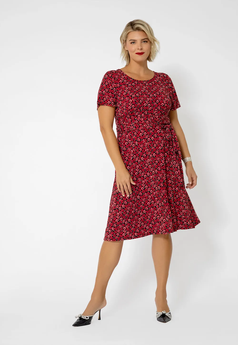 Leota Women's Short Sleeve Brittany Jersey Dress (Curve) Red sold by Leota