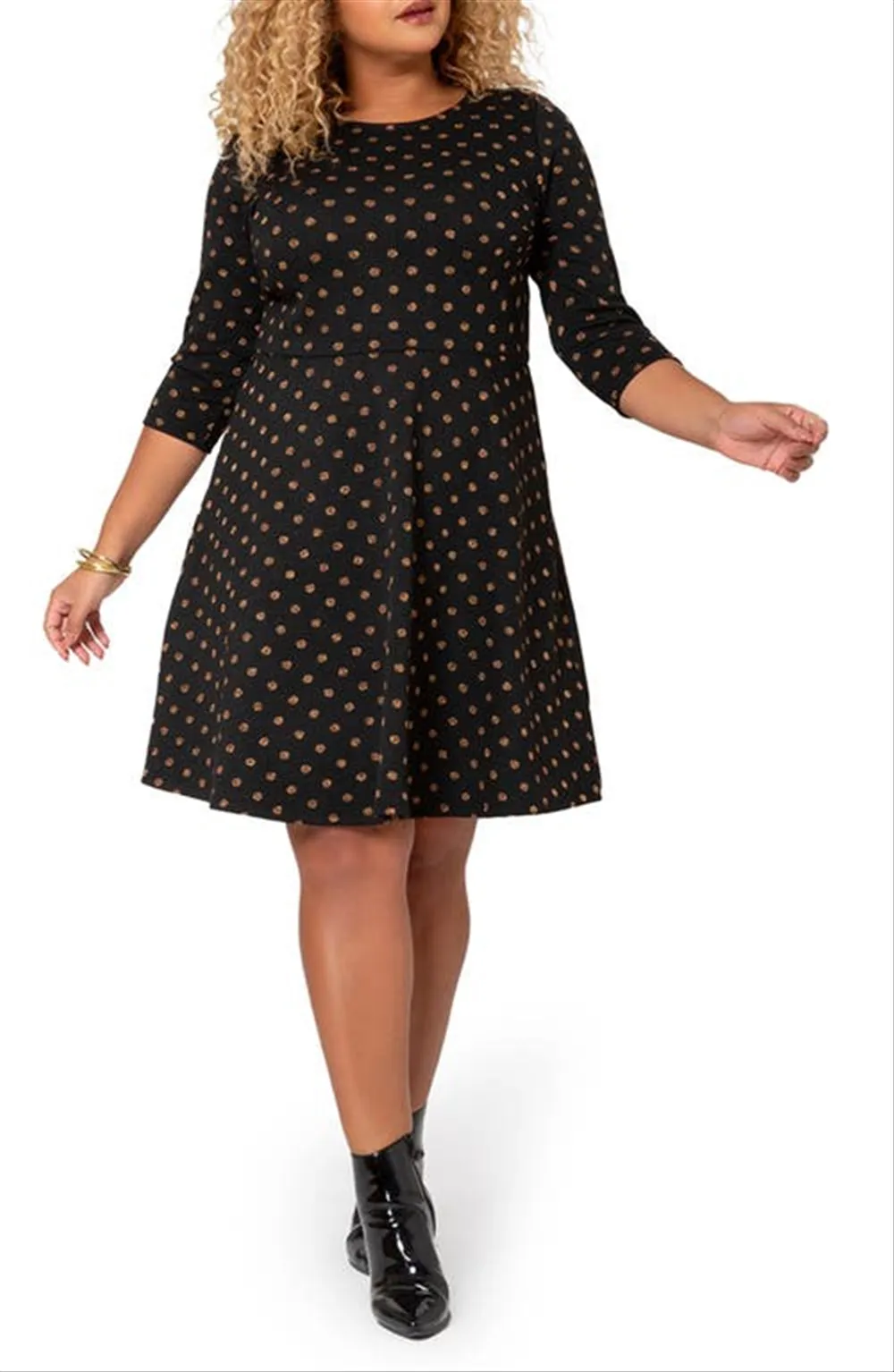 Leota Women's Katherine Metallic Print Dress Black Size 1X sold by Leota