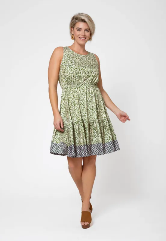Leota Women's Kristen Sleeveless Ruffle Hem Dress (Curve) Green sold by Leota