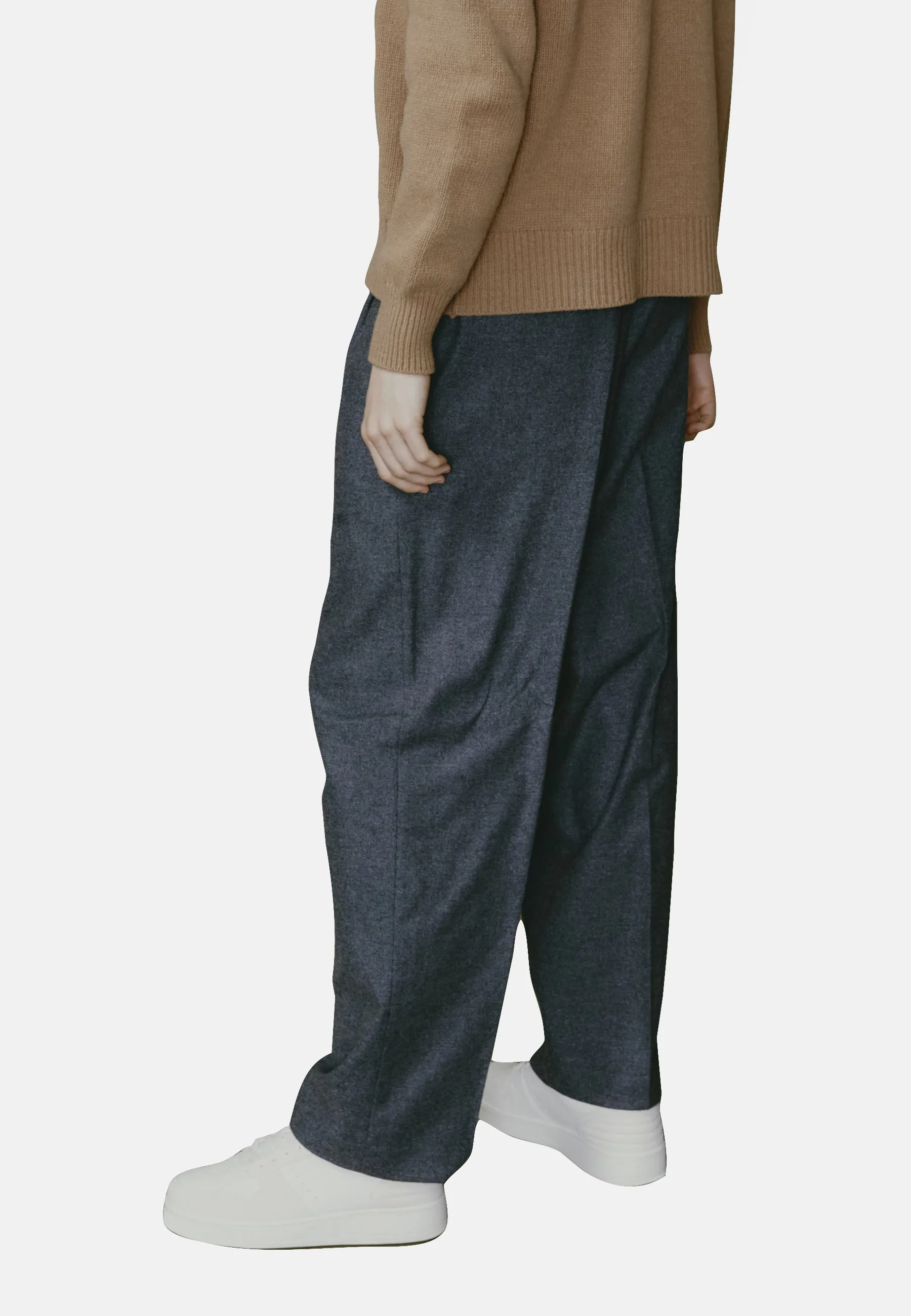 242L01009 MIX WOOL 2 PINCE PANTS WITH COULISSE sold by Les Hommes