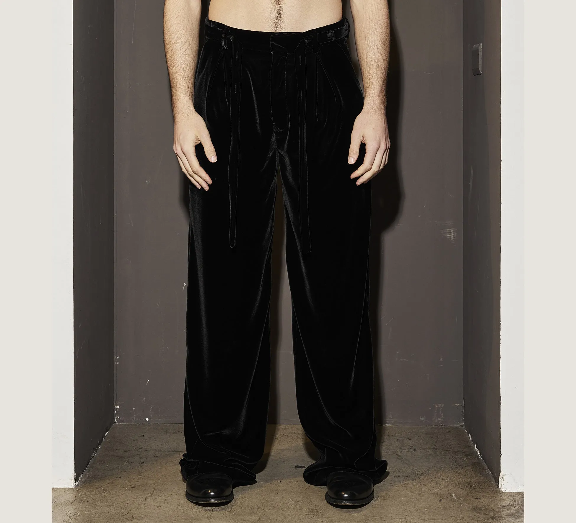 LHB2526014 Wide Leg Velvet Pants sold by Les Hommes