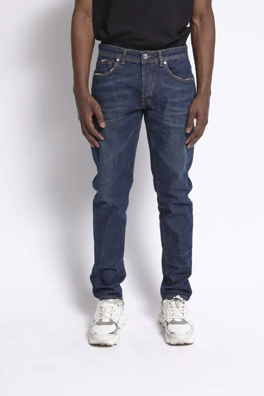 252L01054  jeans sold by Les Hommes