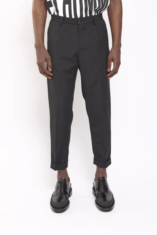 252L01009  trousers sold by Les Hommes