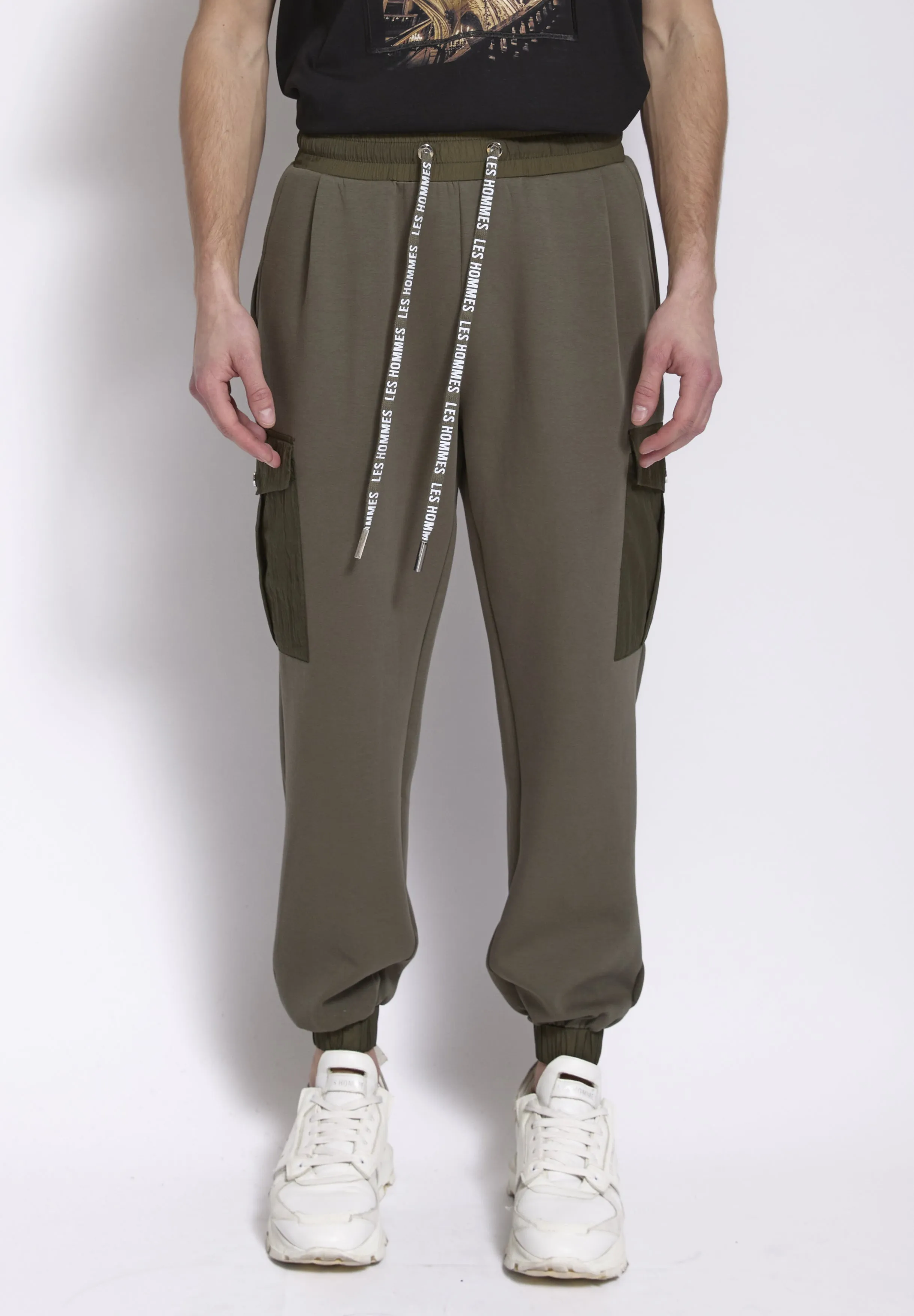 252L04034 Jogger sold by Les Hommes