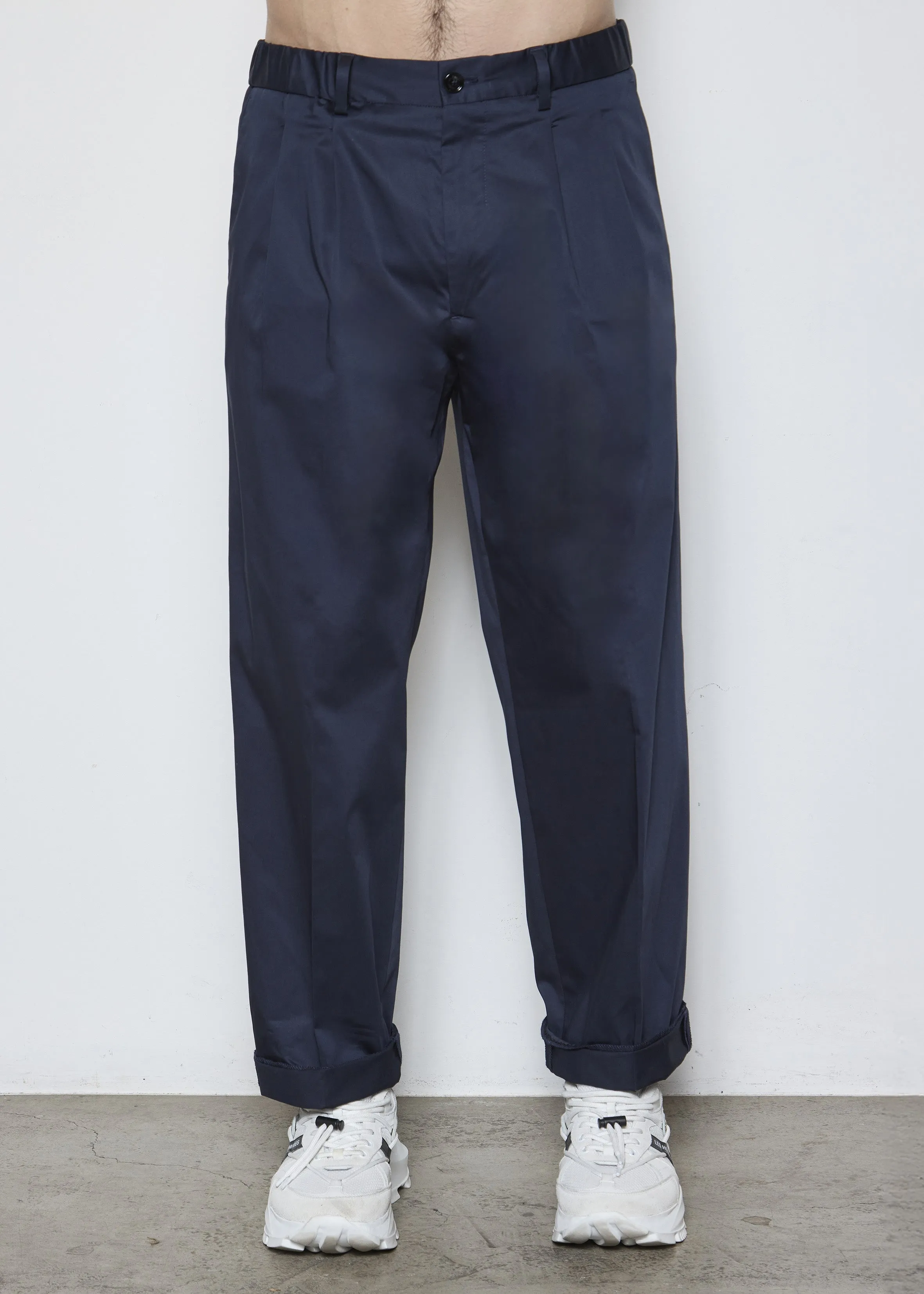 261L01005 Trousers sold by Les Hommes