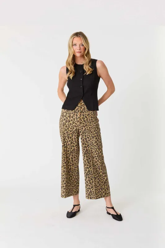 Sophia Effortless Leopard Print Pant sold by Level 99