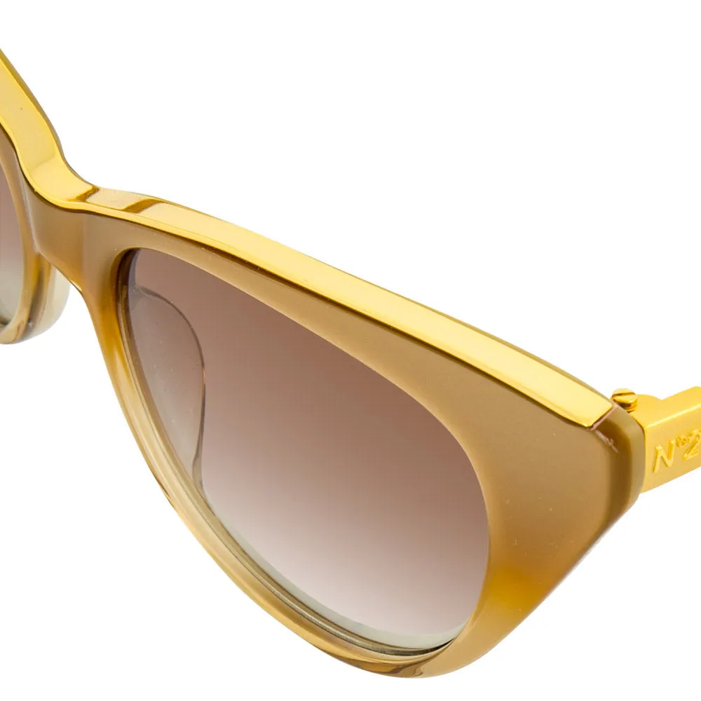 N°21 S9 C5 Cat Eye Sunglasses sold by Linda Farrow product image thumbnail 4