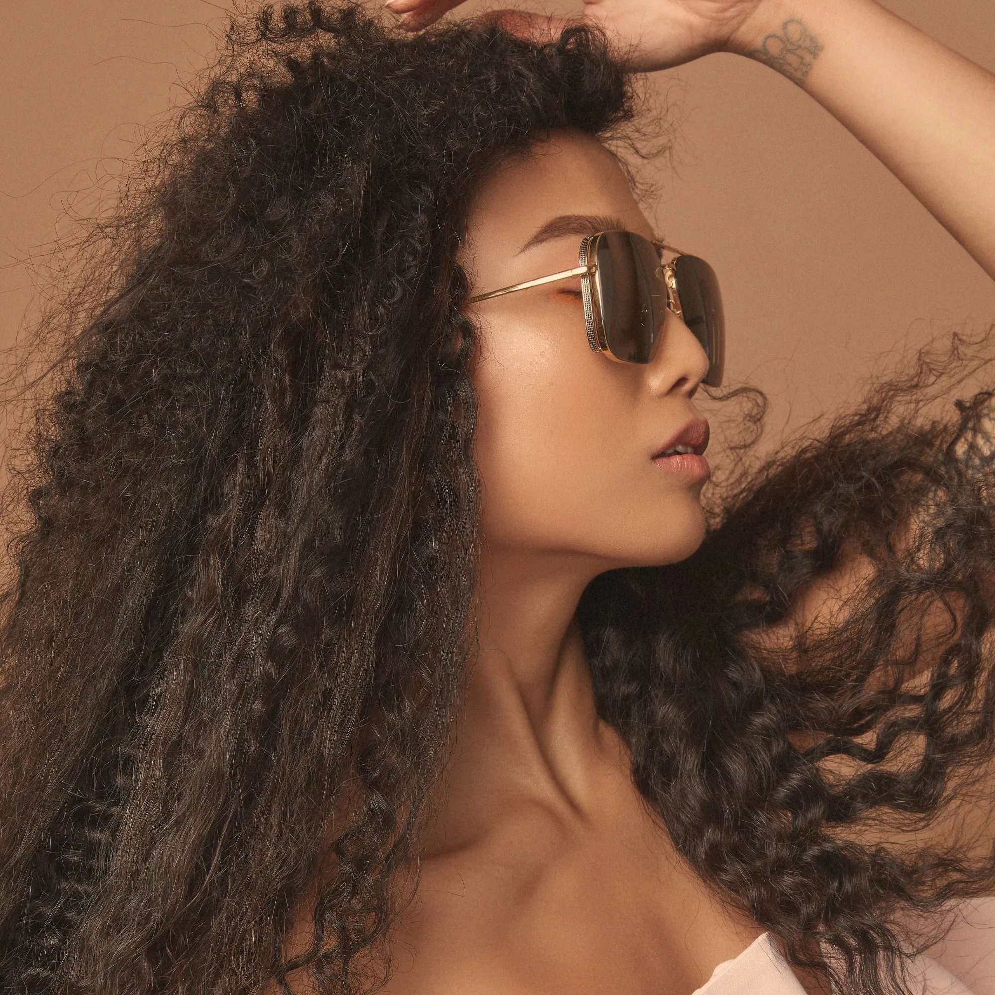 The Asher | Aviator Sunglasses in White Gold Frame (C2) sold by Linda Farrow product image thumbnail 2