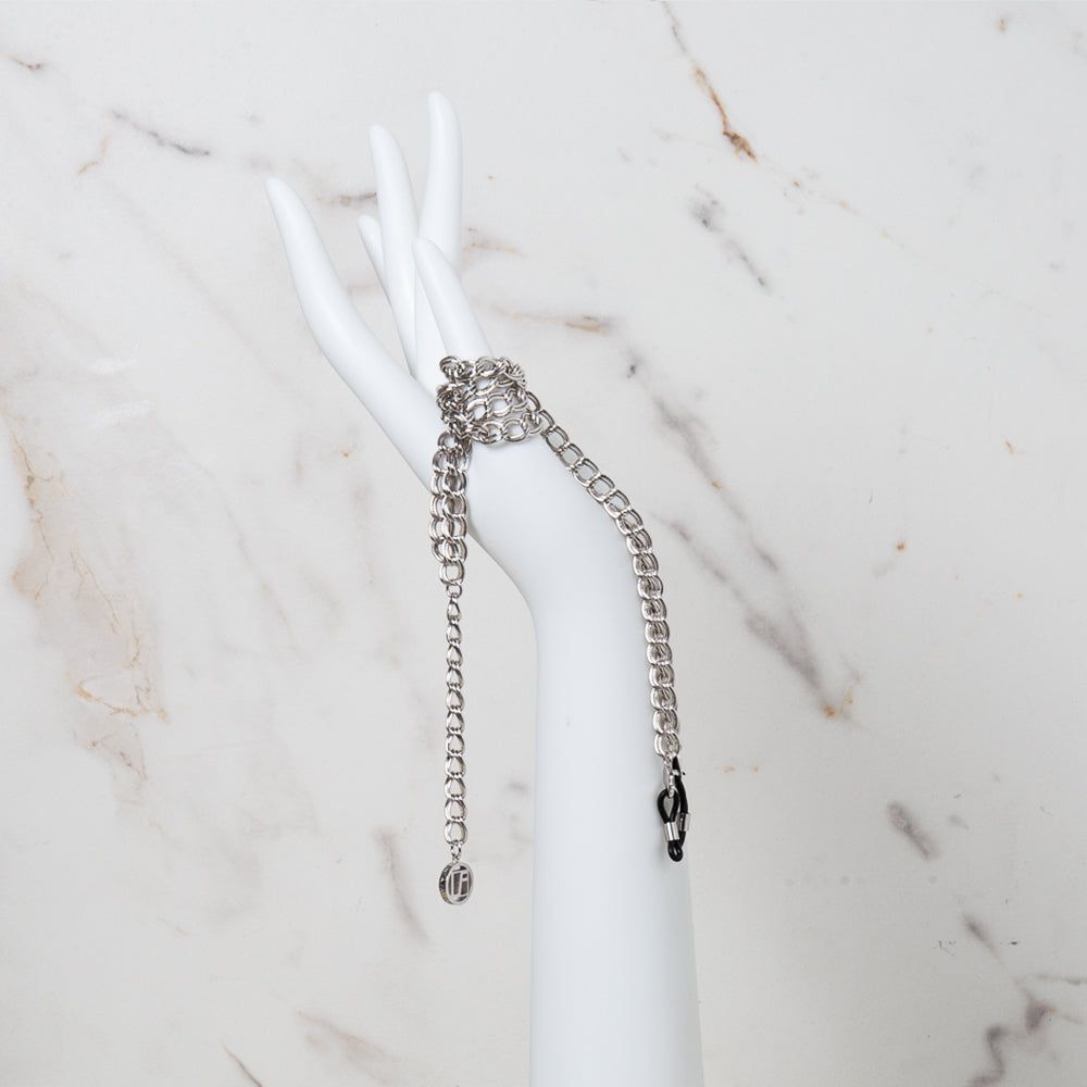 Linda Farrow 3 C3 Large Chain sold by Linda Farrow