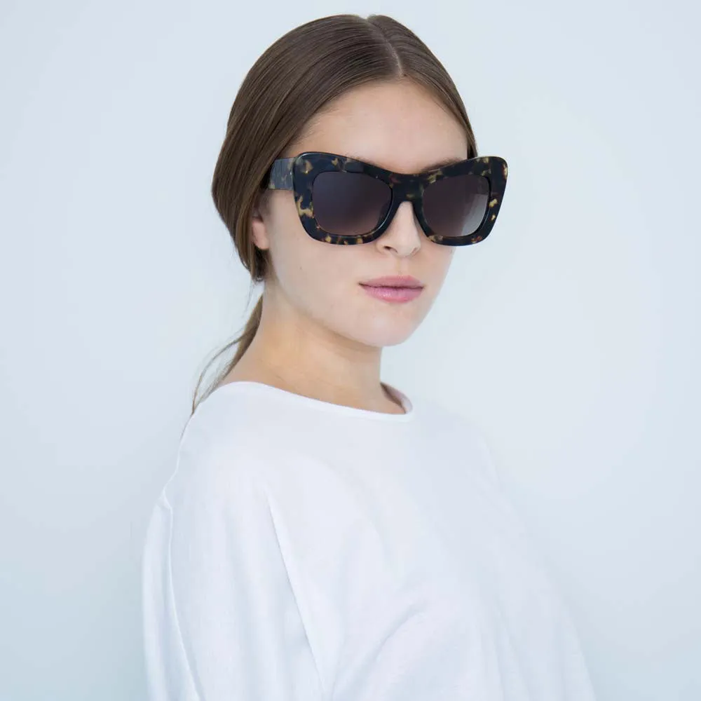 Dries van Noten 122 C2 Oversized Sunglasses sold by Linda Farrow product image thumbnail 5