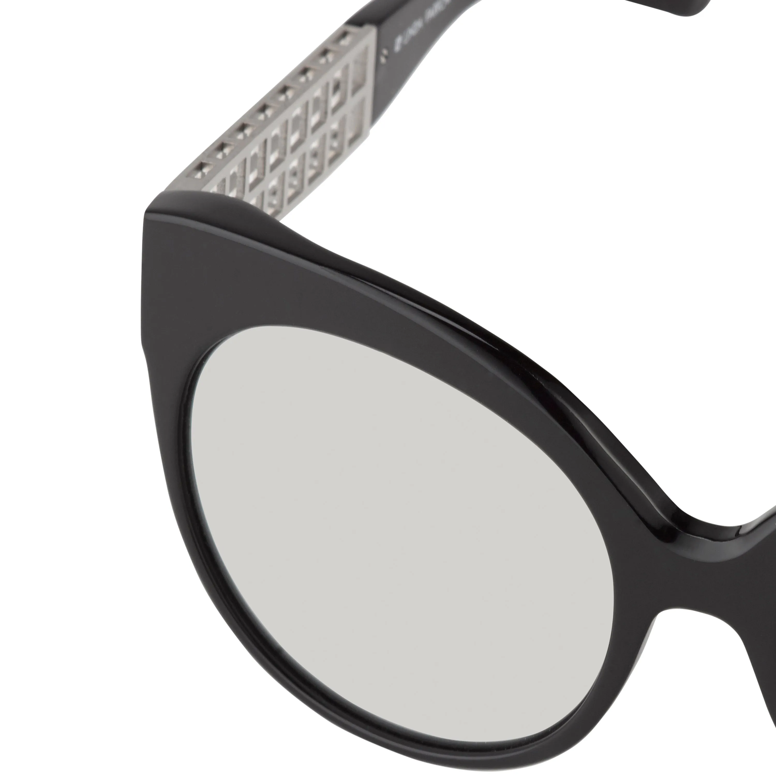 Linda Farrow 388 C5 Cat Eye Sunglasses sold by Linda Farrow product image thumbnail 3