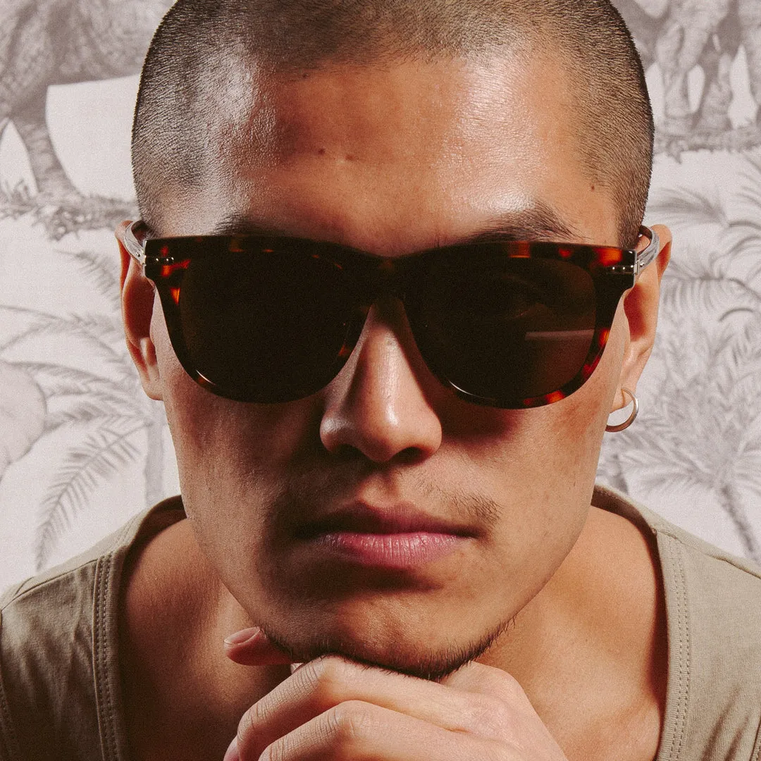 Chrysler D-Frame Sunglasses in Tortoiseshell sold by Linda Farrow product image thumbnail 3