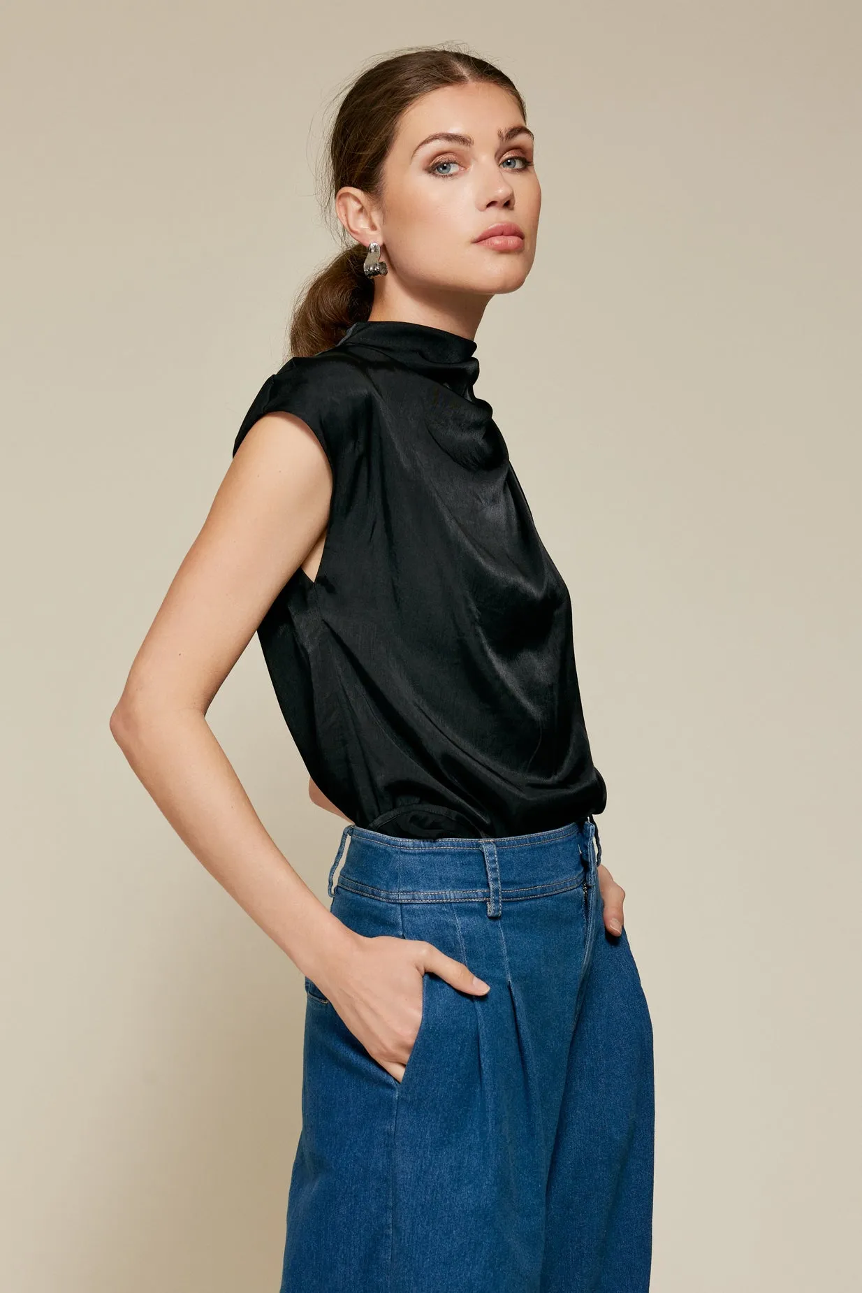 OXFORD TOP sold by Line & Dot product image thumbnail 5