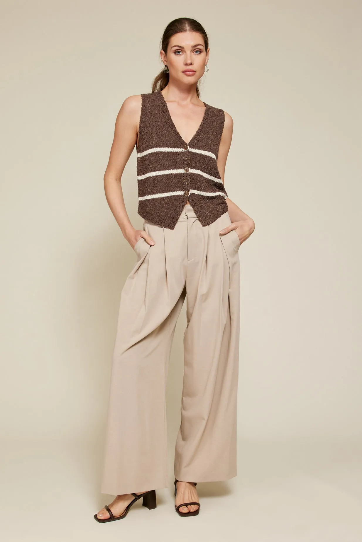 PRIM TOP sold by Line & Dot