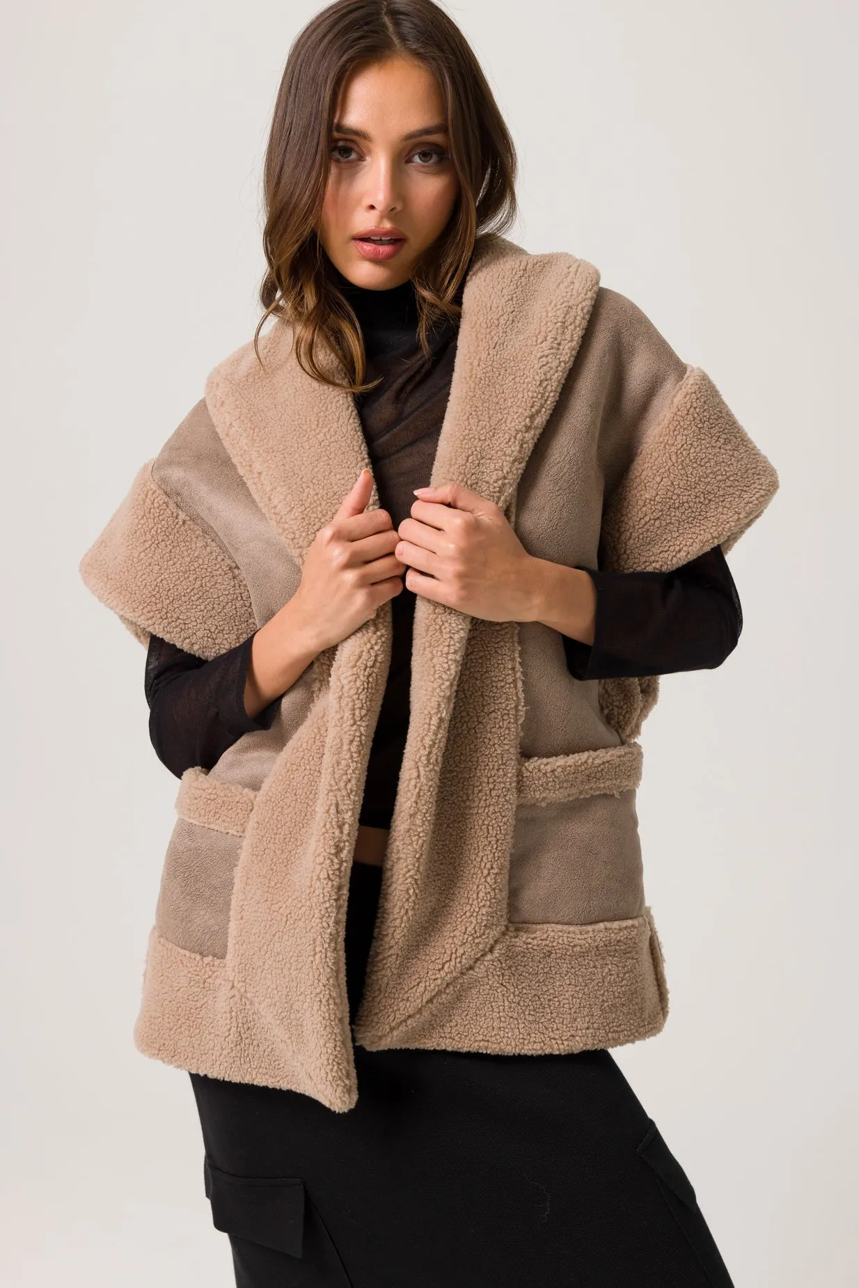 ACE FAUX SHEARLING VEST - MUSHROOM sold by Line & Dot product image thumbnail 3