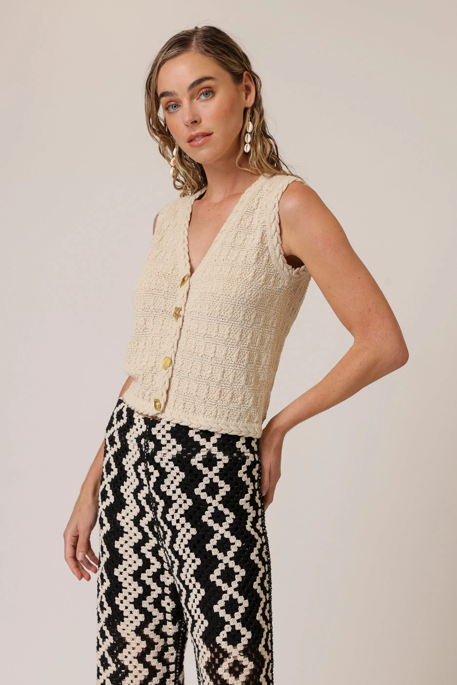 RIYA SWEATER VEST sold by Line & Dot product image thumbnail 5