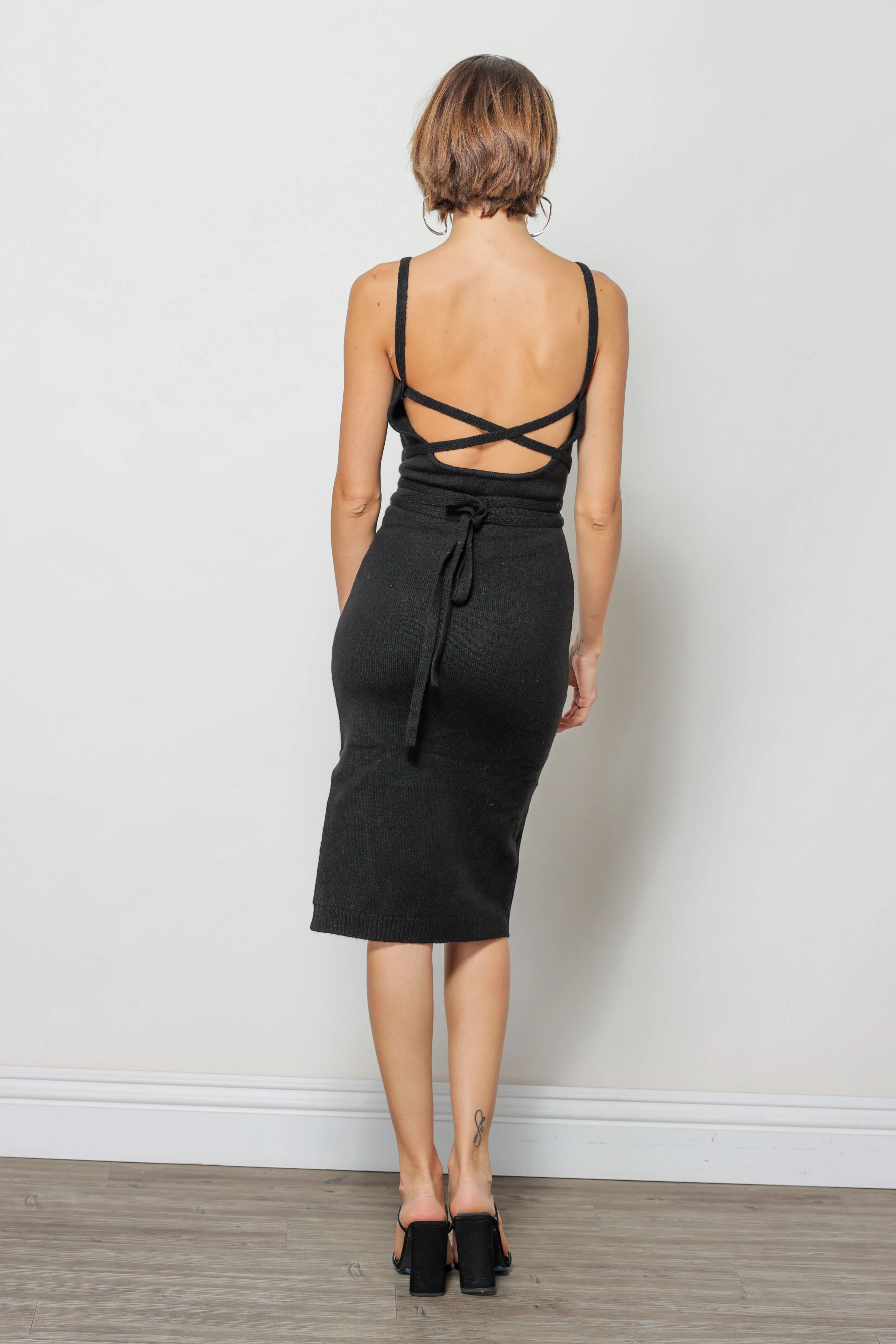 MEGAN TIE DETAIL SWEATER DRESS sold by Line & Dot product image thumbnail 3