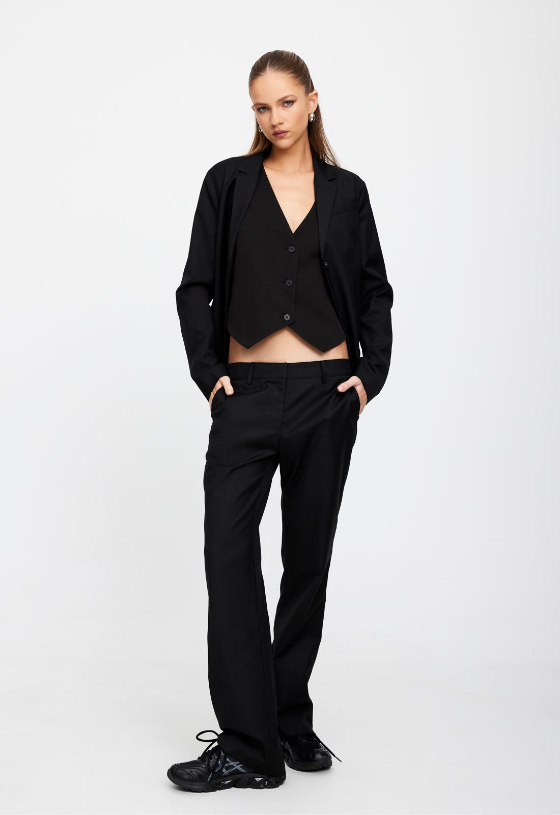 BESSETTE BLAZER - ONYX sold by Lioness product image thumbnail 2