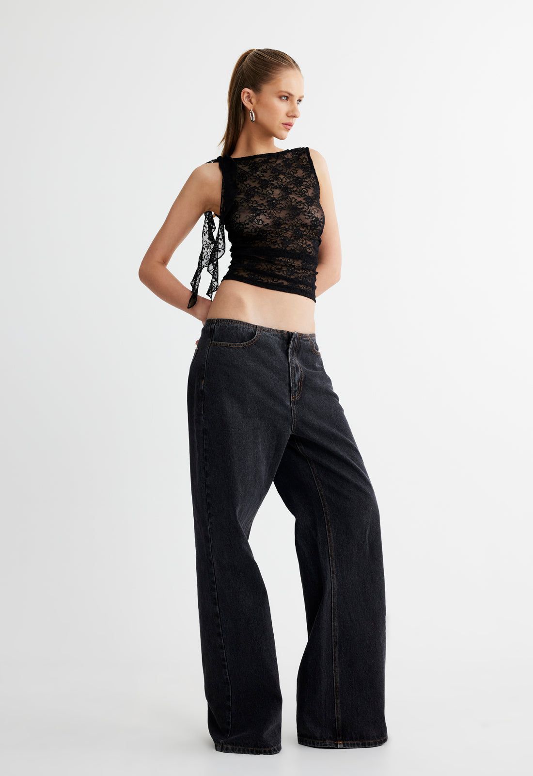 RENDEZVOUS TOP - ONYX sold by Lioness