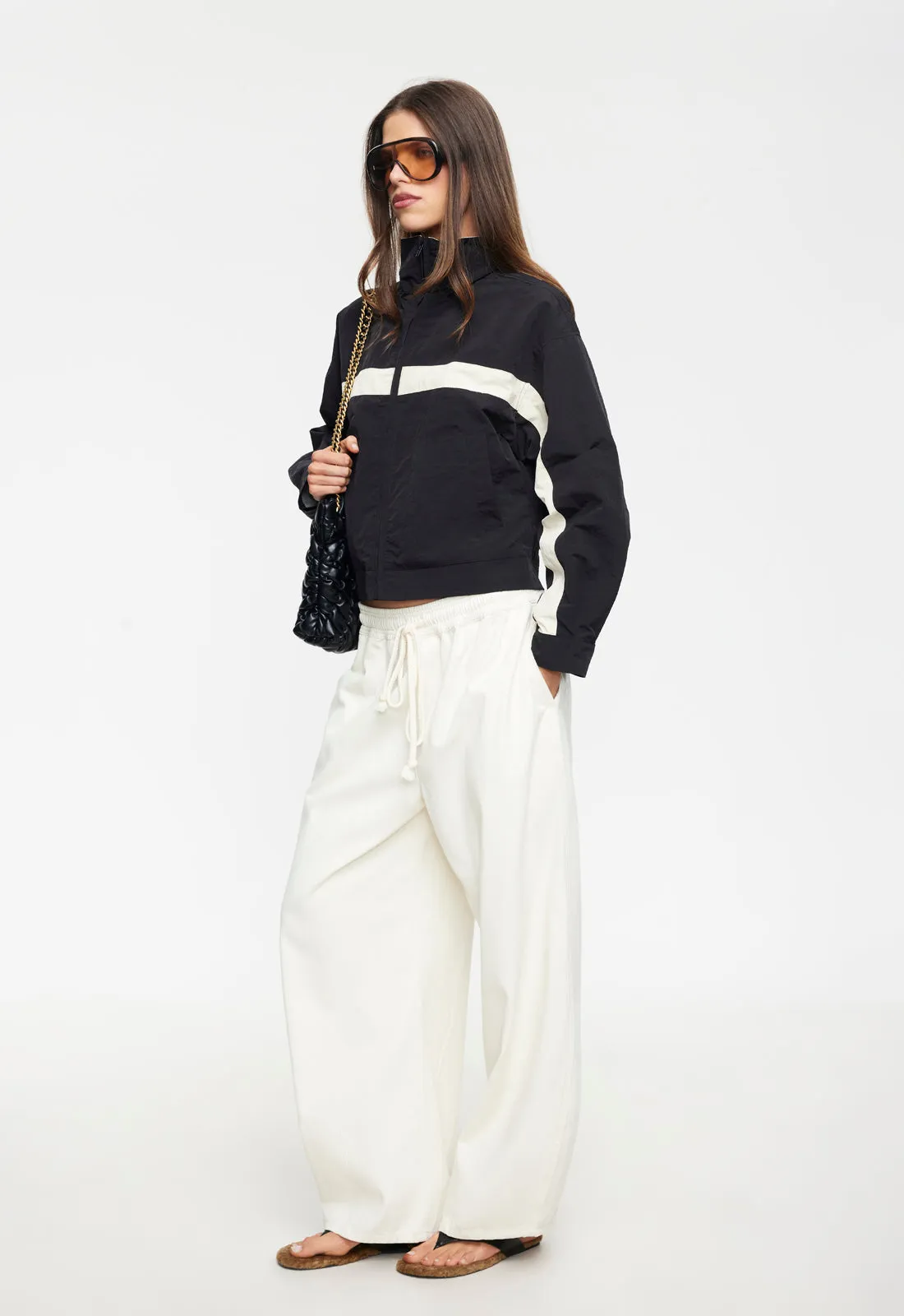 ESSENTIAL WINDBREAKER - NOIR sold by Lioness product image thumbnail 2