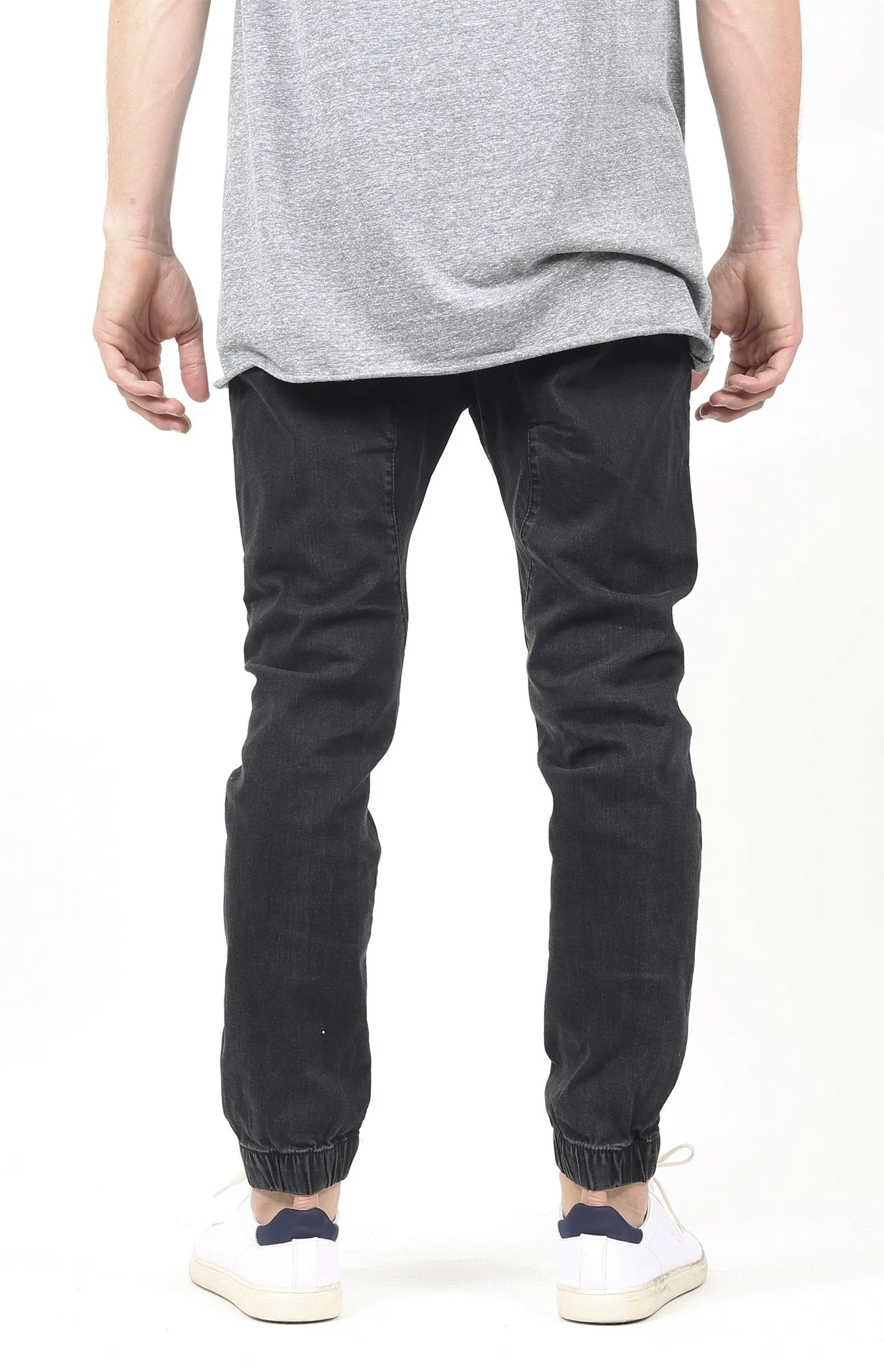Vintage Denim Jogger 2.0 | Dark Black sold by Lira product image thumbnail 3