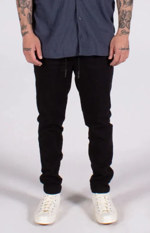 WEEKEND JOGGER 3.0  |  BLACK sold by Lira