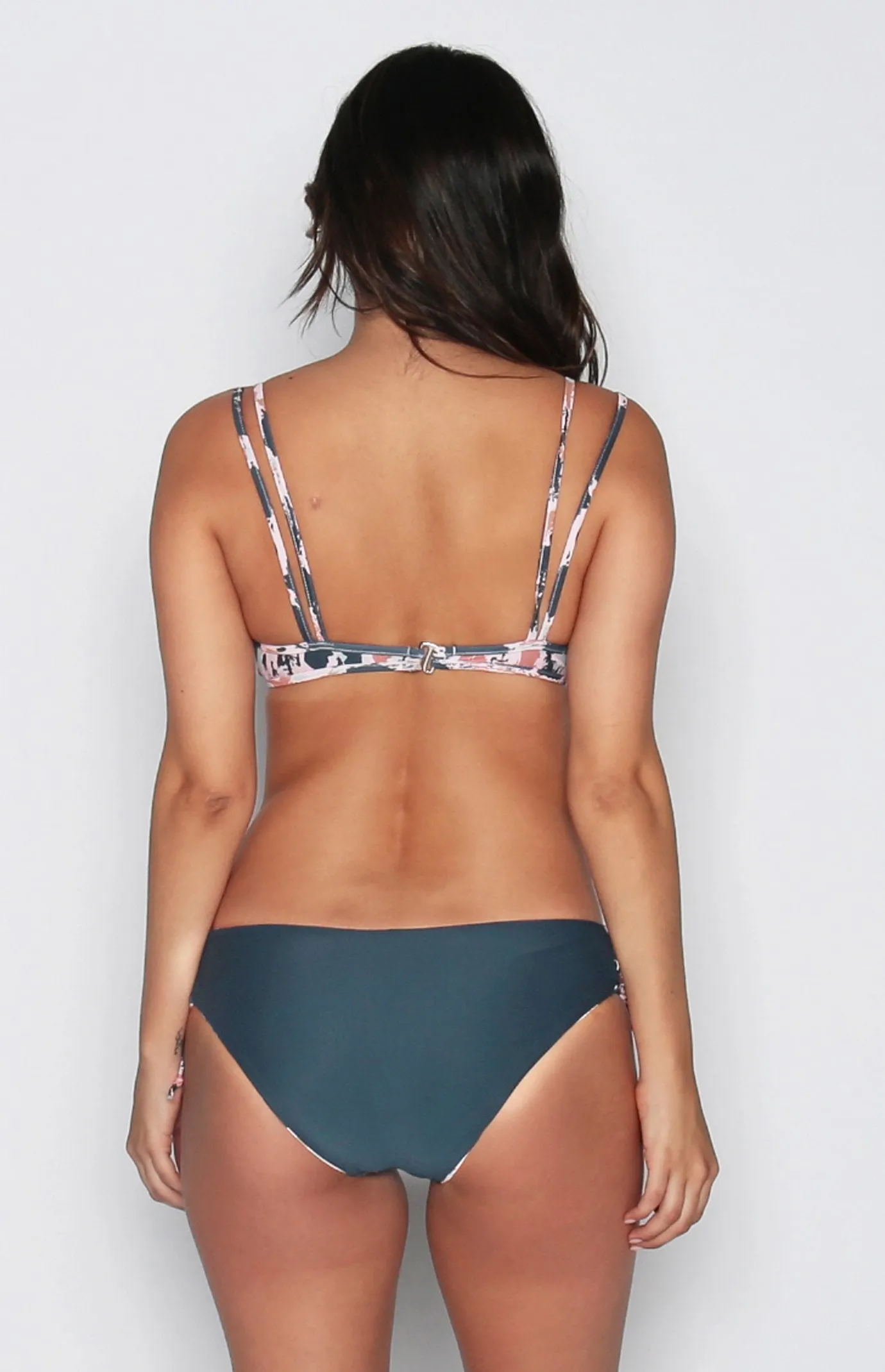 Gina Reversible Full Bottom | Blush sold by Lira product image thumbnail 2