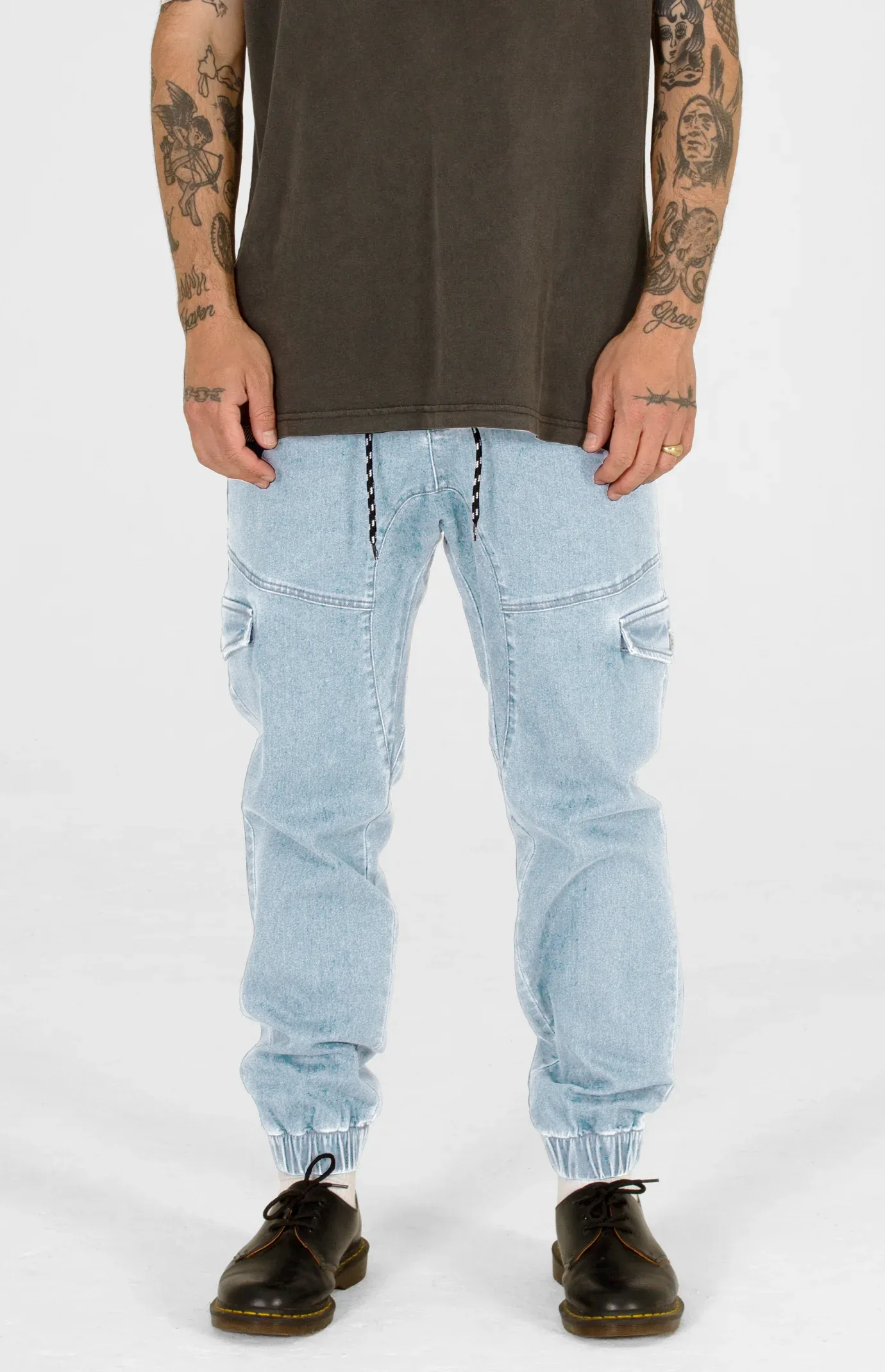 Juckson Cargo Jogger | Light Blue sold by Lira
