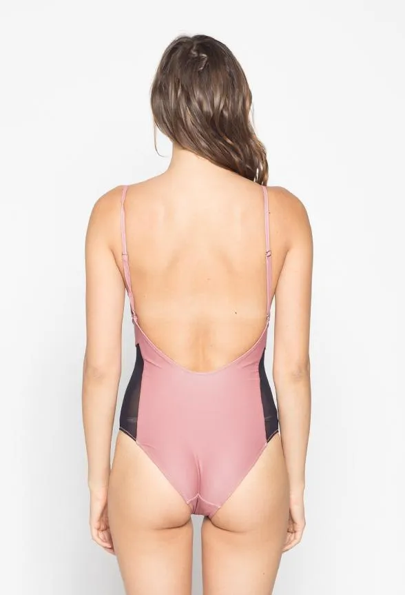 Limitless One Piece | Clay sold by Lira product image thumbnail 3