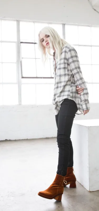 BIRMINGHAM | IVORY sold by Lira