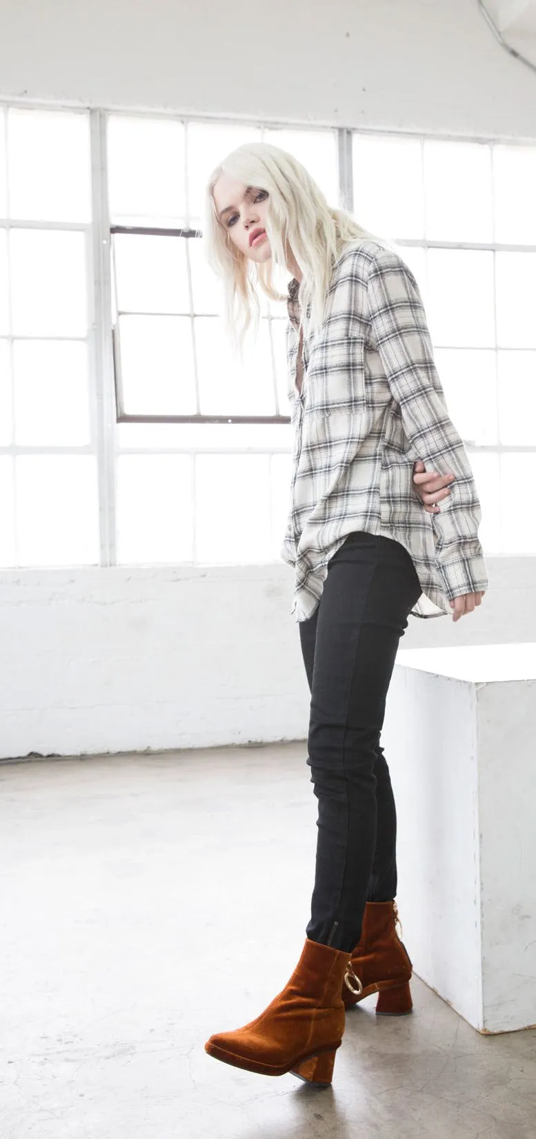 BIRMINGHAM | IVORY sold by Lira