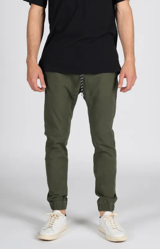 Weekend Jogger 2.0 | Olive sold by Lira