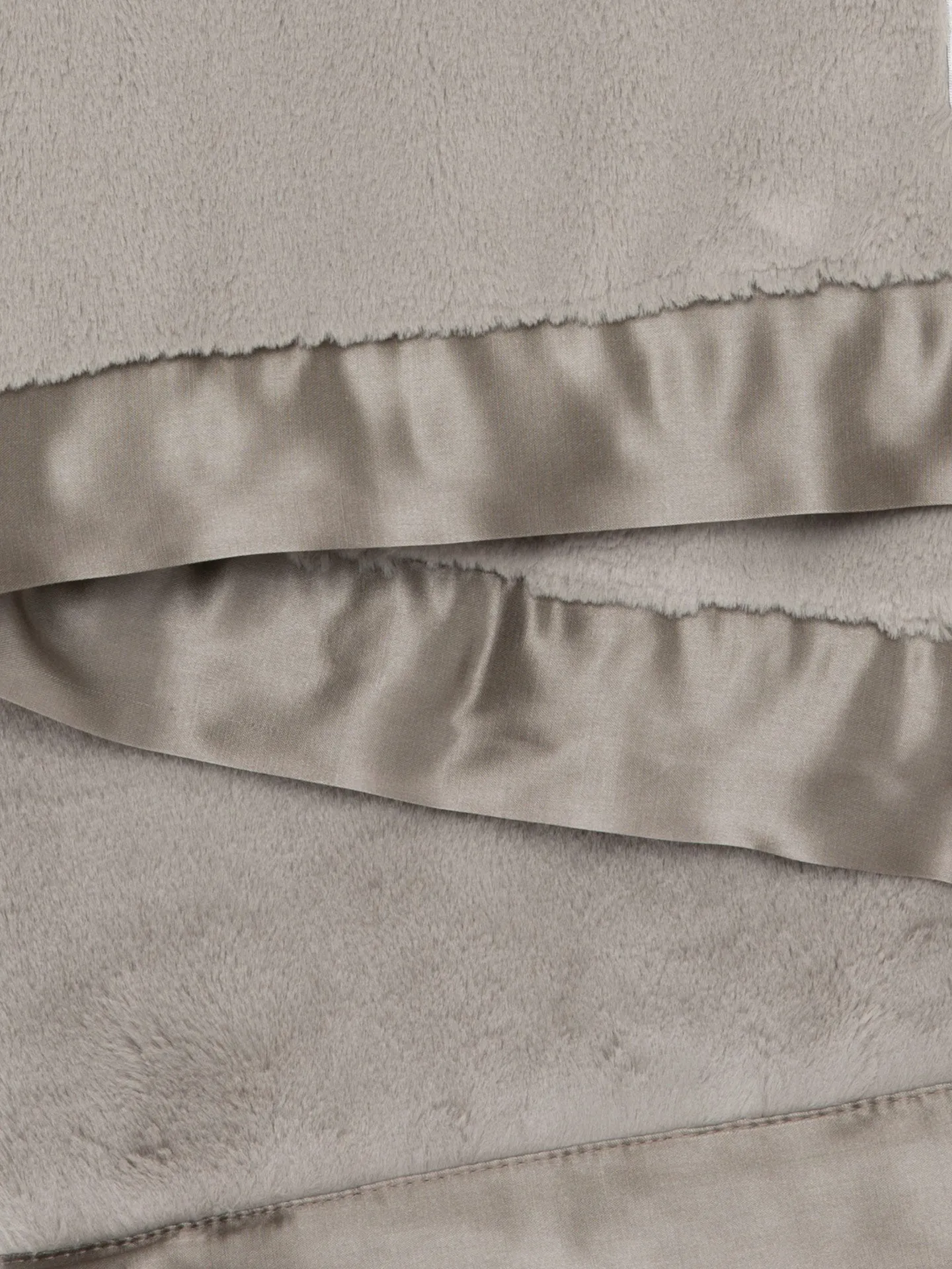 Luxe™ Throw (sale) sold by Little Giraffe product image thumbnail 3