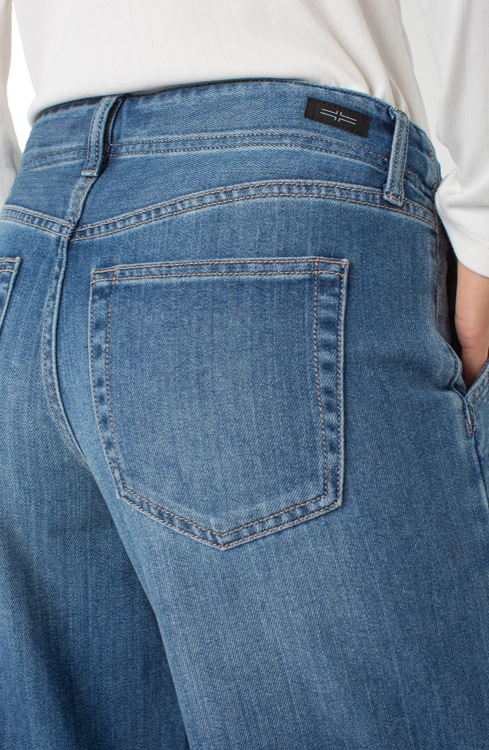 THE PETITE WEEKENDER sold by Liverpool Jeans Company product image thumbnail 2