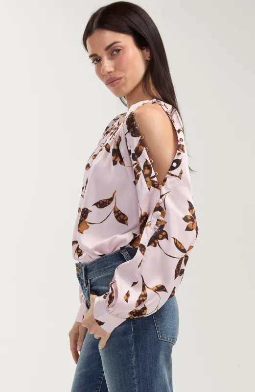 LONG SLEEVE WOVEN BLOUSE W/ BUTTON DETAIL made by Liverpool Jeans Company