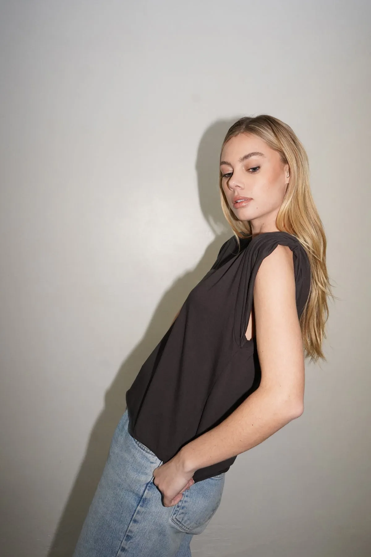 Lag Tank - Pirate Black sold by LNA product image thumbnail 2